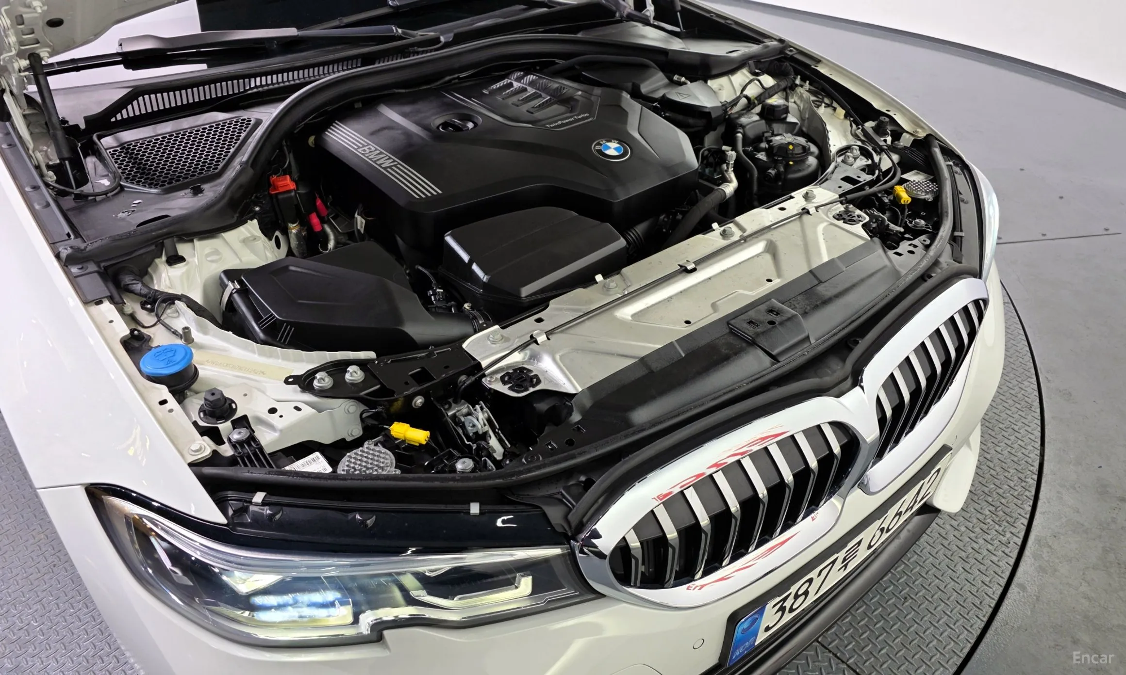 BMW 3 Series (G20) превью 6