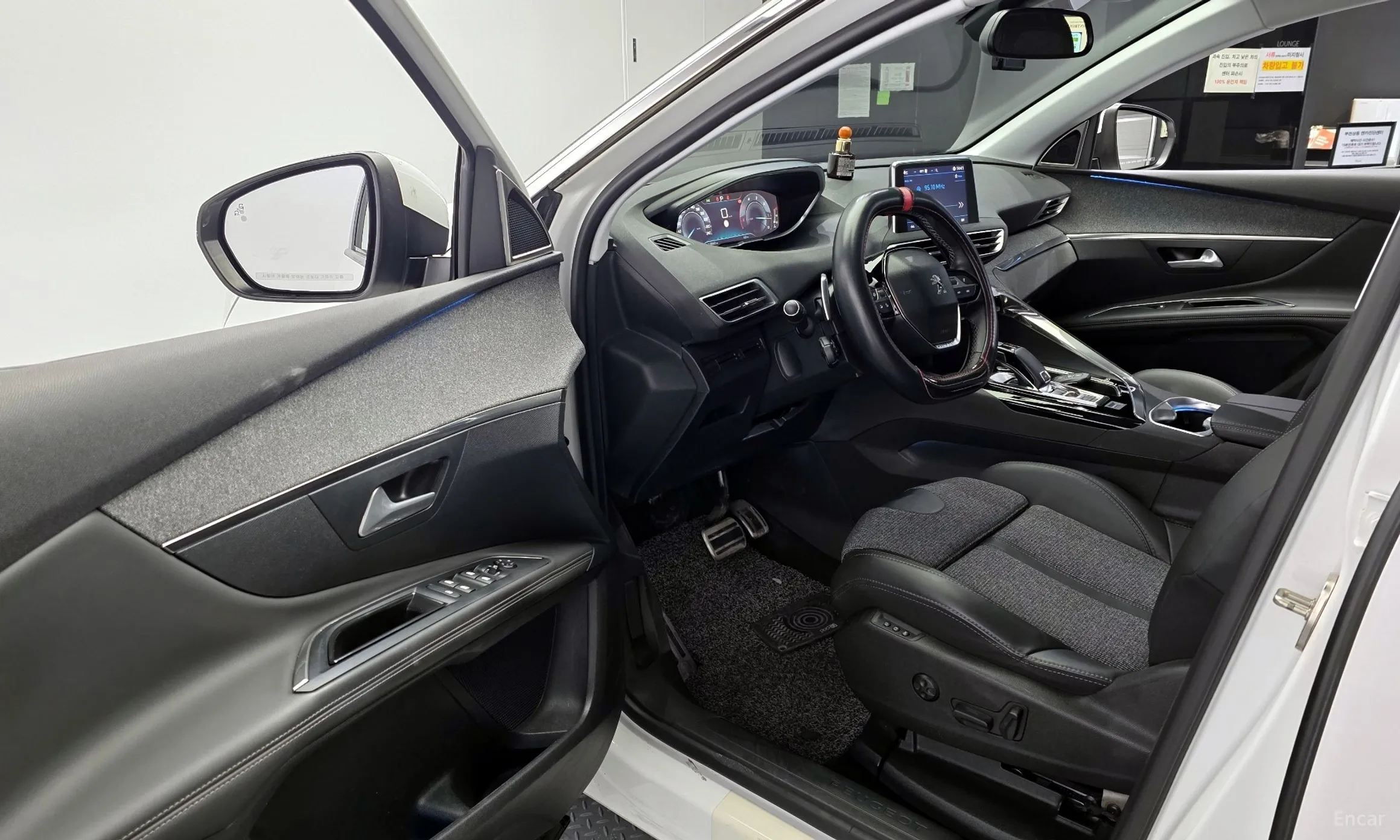 Peugeot 3008 2nd generation превью 10
