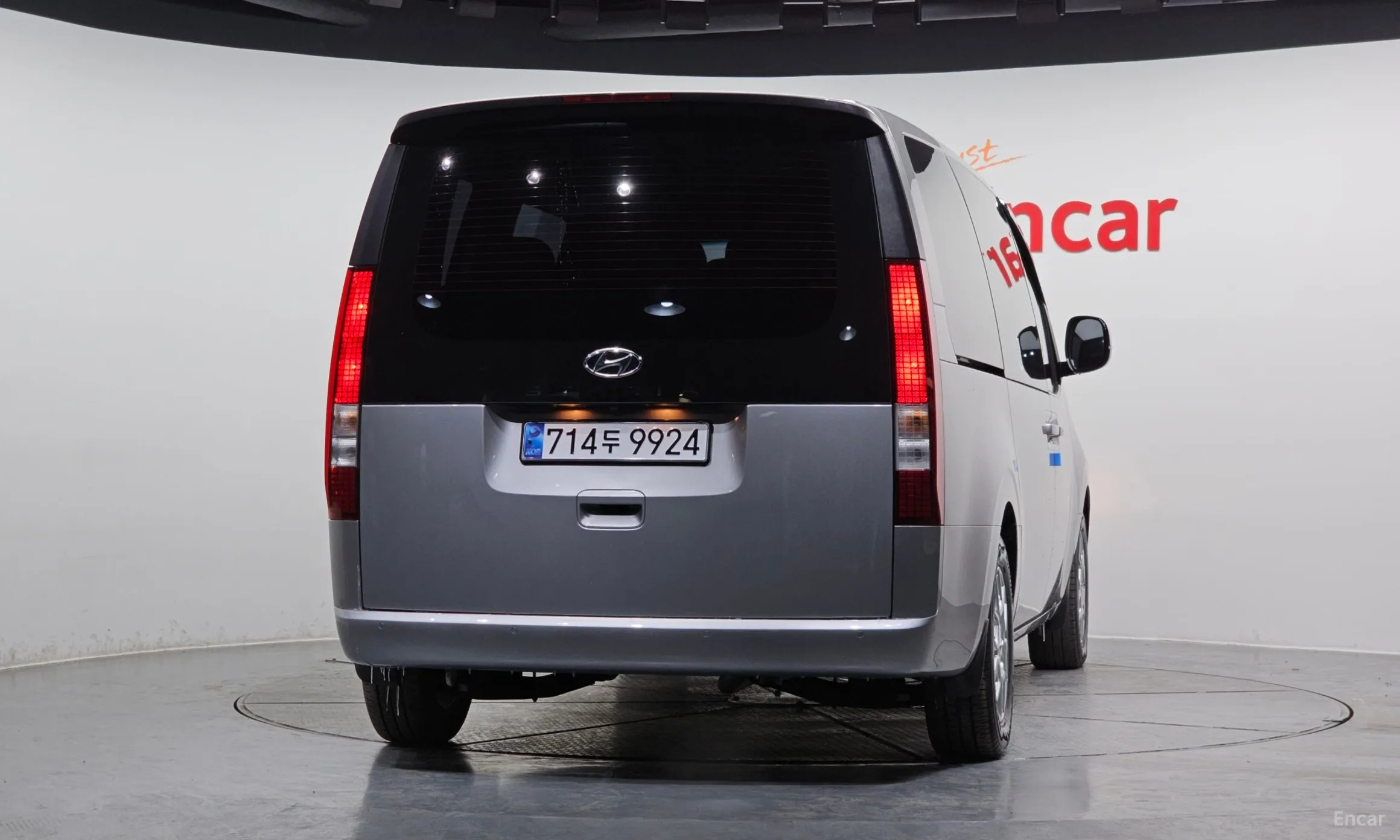 Hyundai Staria превью 4
