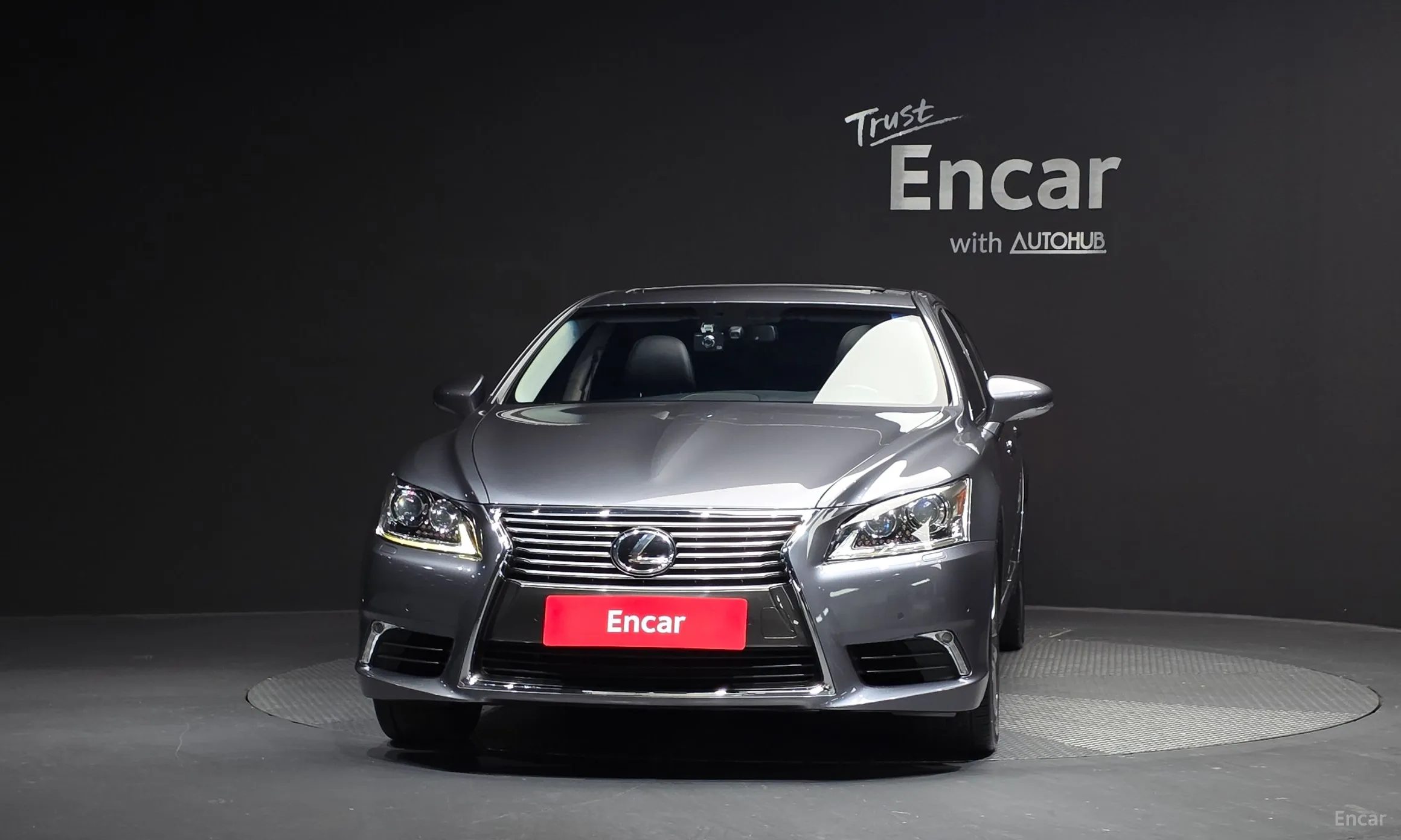 Lexus LS460L превью 3