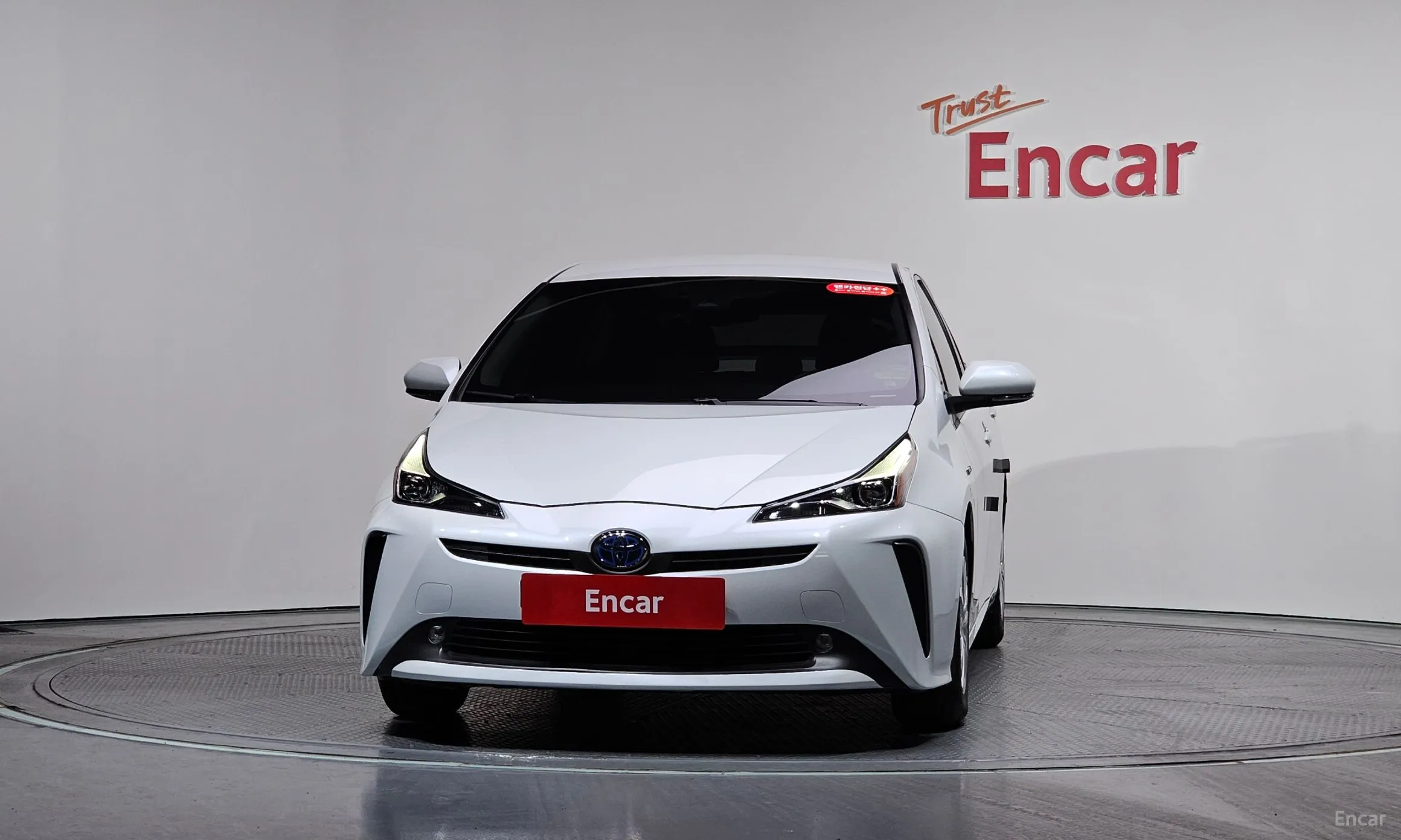 Toyota Prius 4th Generation превью 3