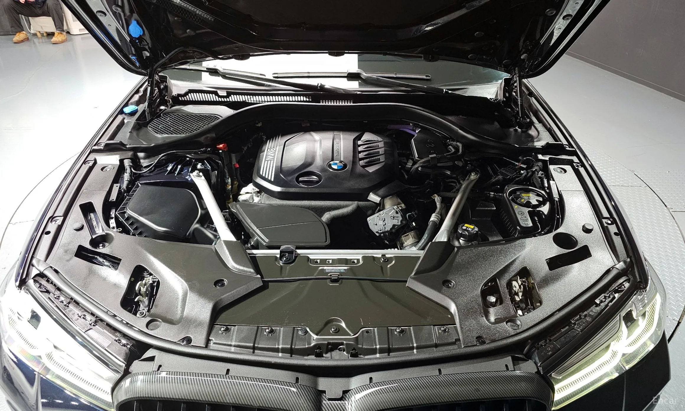 BMW 5 Series (G30) превью 6
