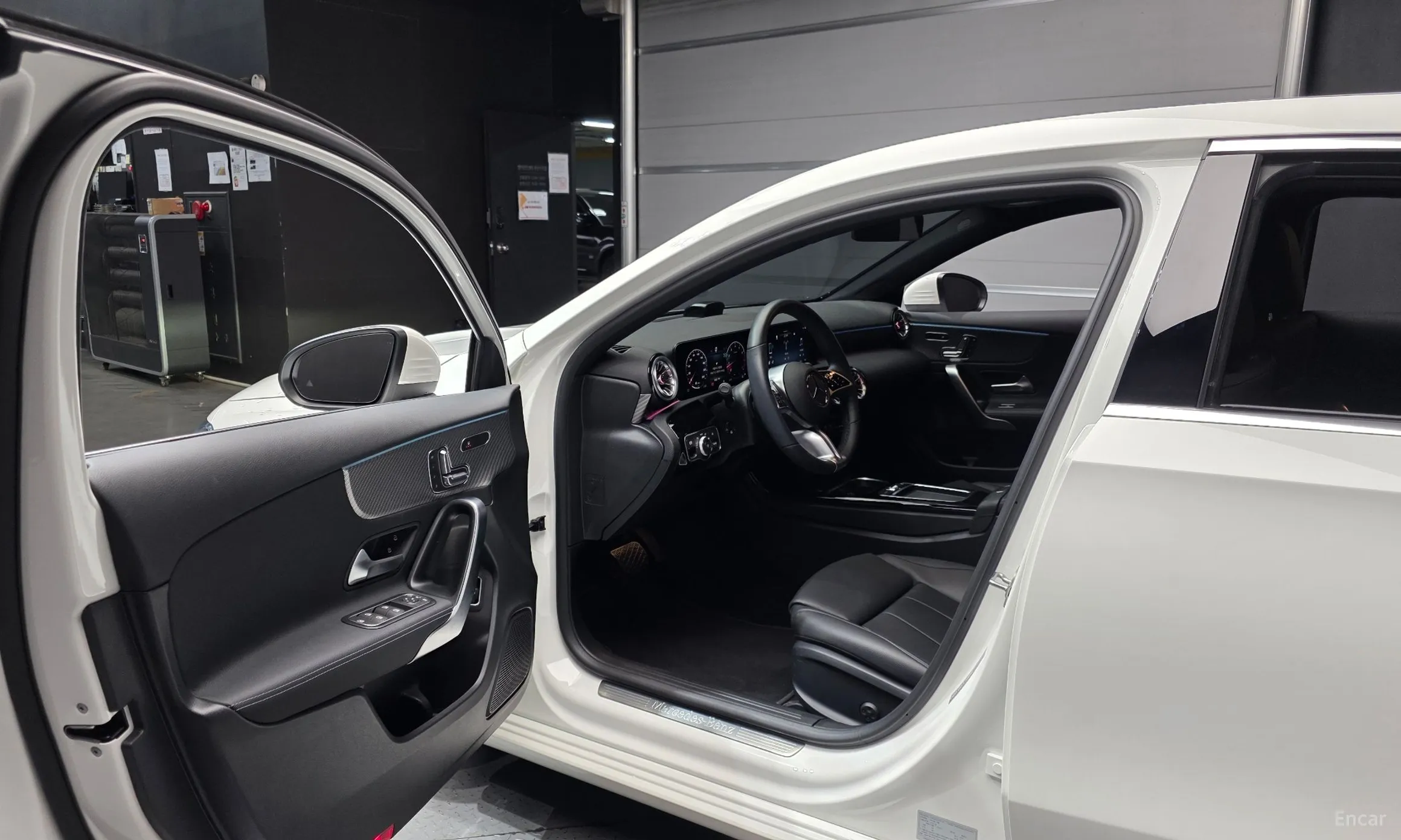 Mercedes Benz A-Class W177 превью 11