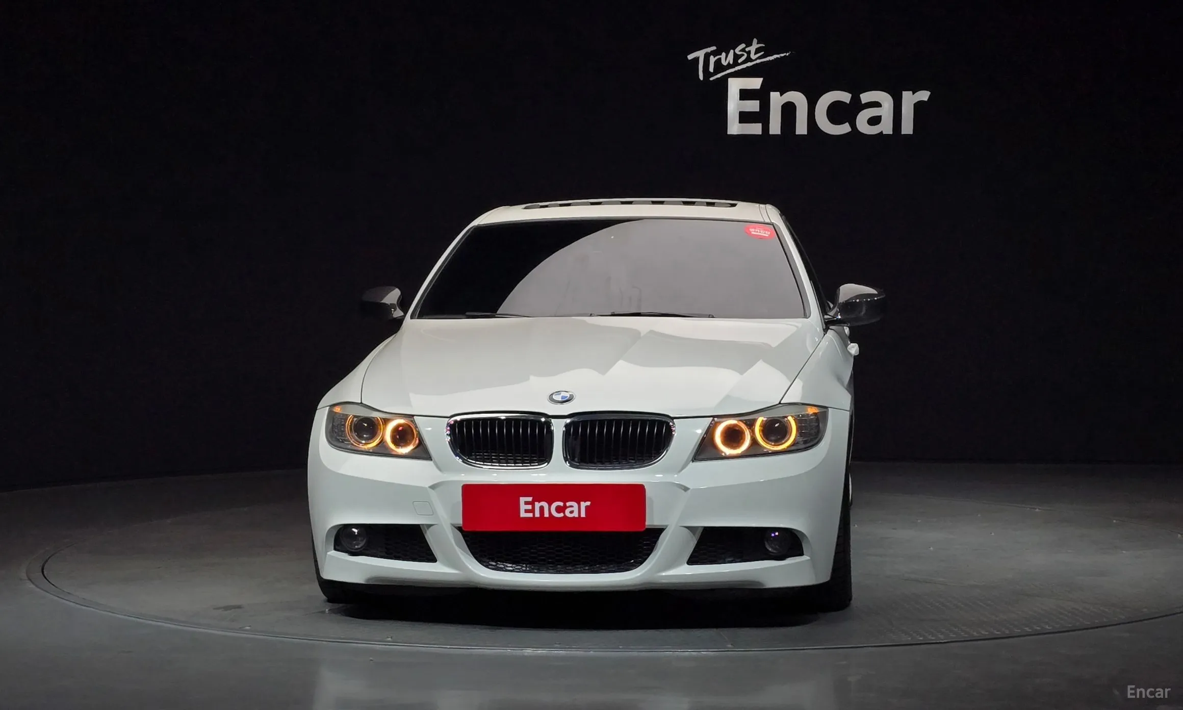 BMW 3 Series (E90) превью 3
