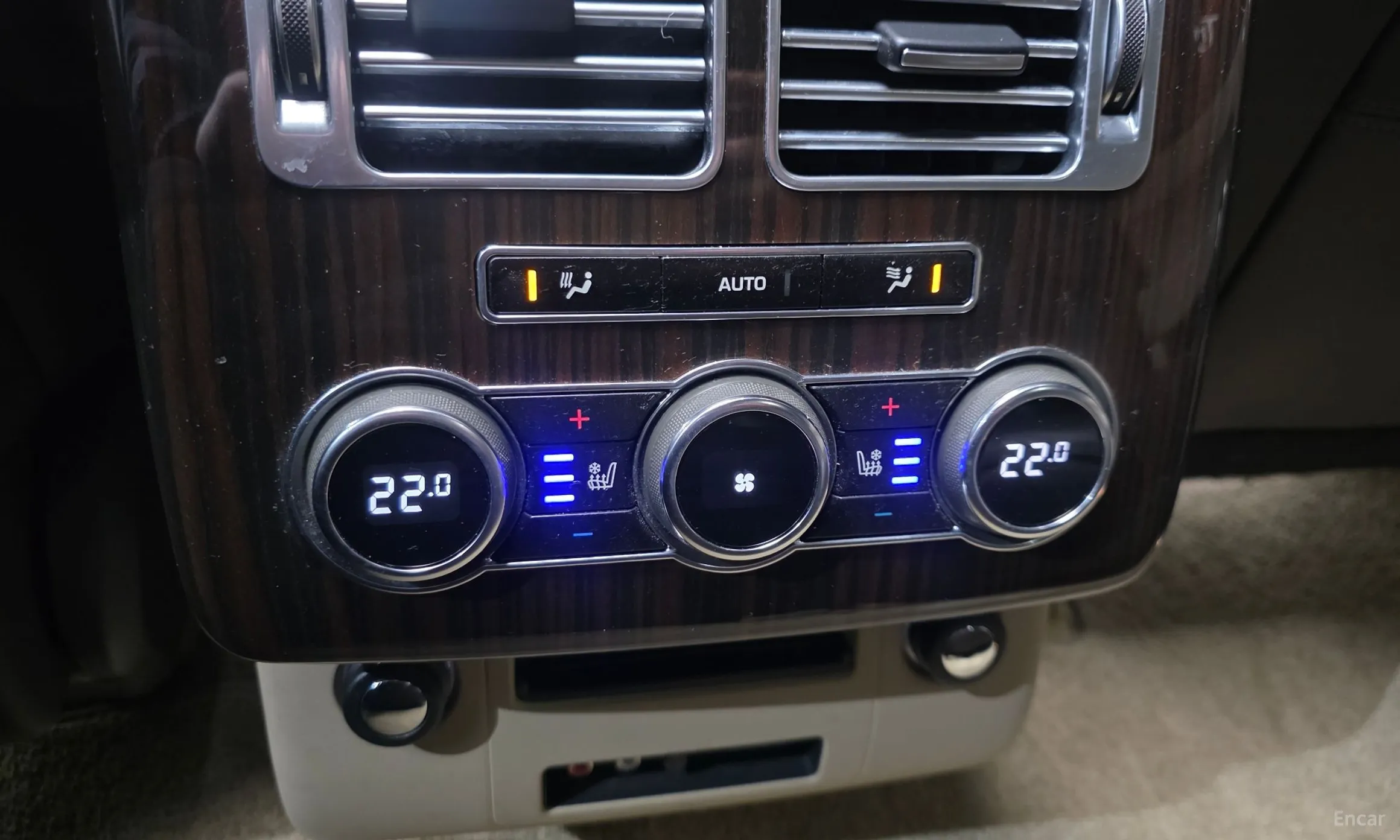 Land Rover Range Rover 4th Generation превью 17