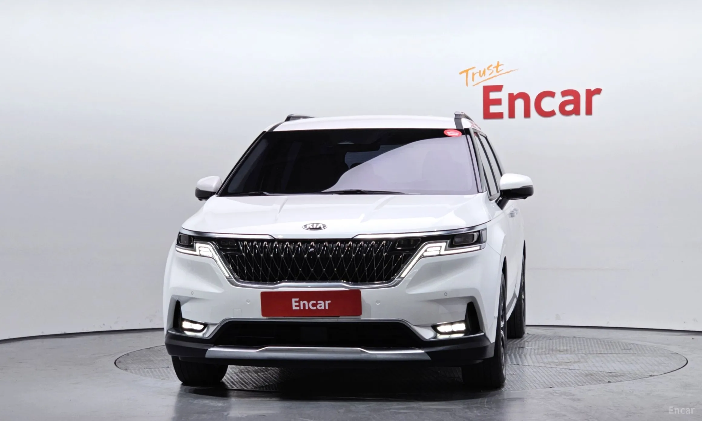 Kia Carnival Gen 4 превью 3