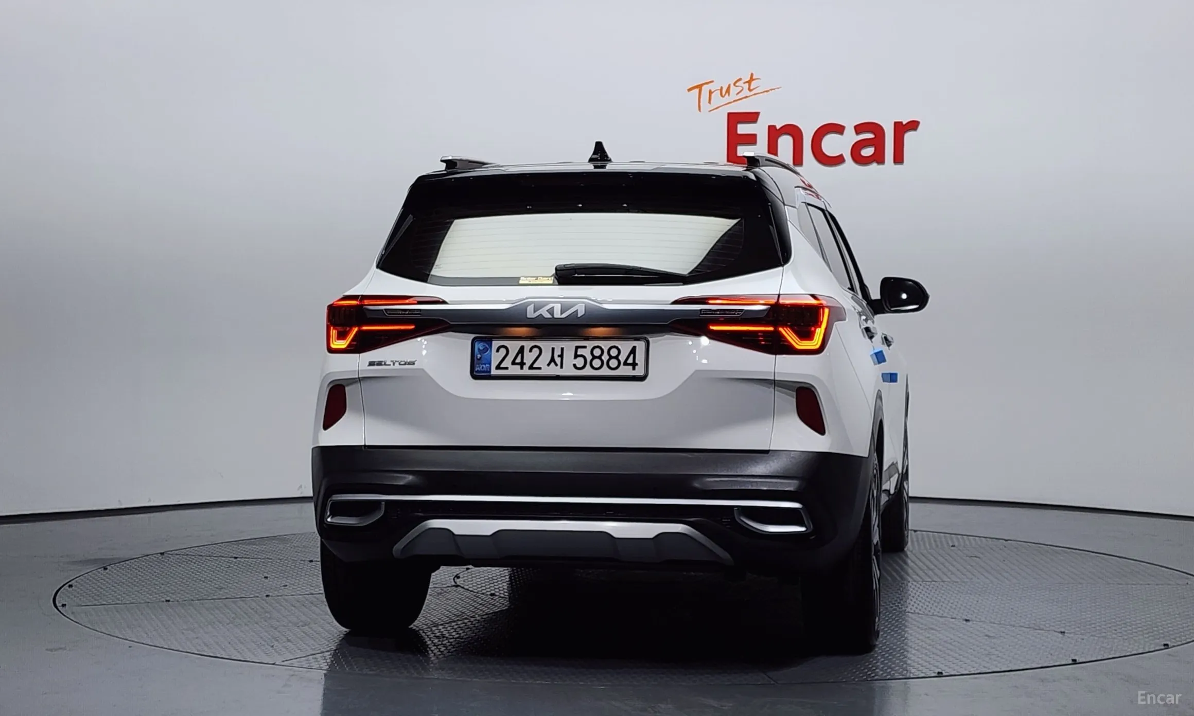 Kia Seltos превью 4