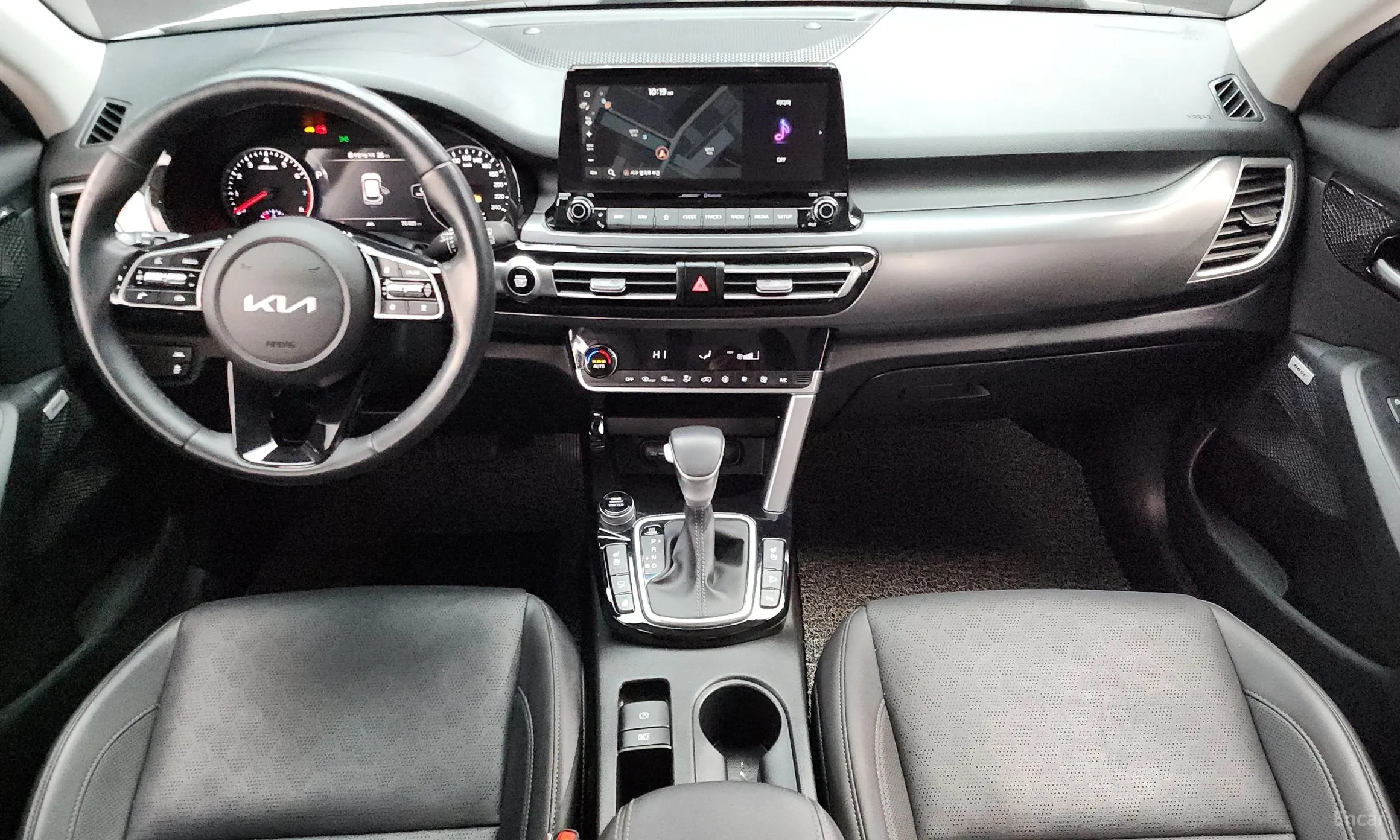 Kia Seltos превью 7