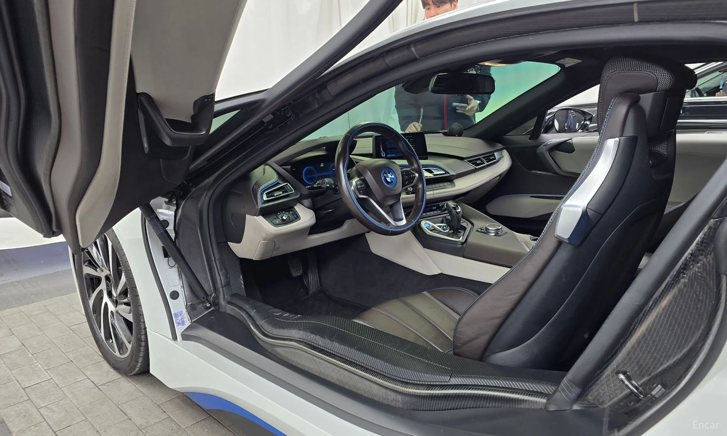 BMW i8 превью 10