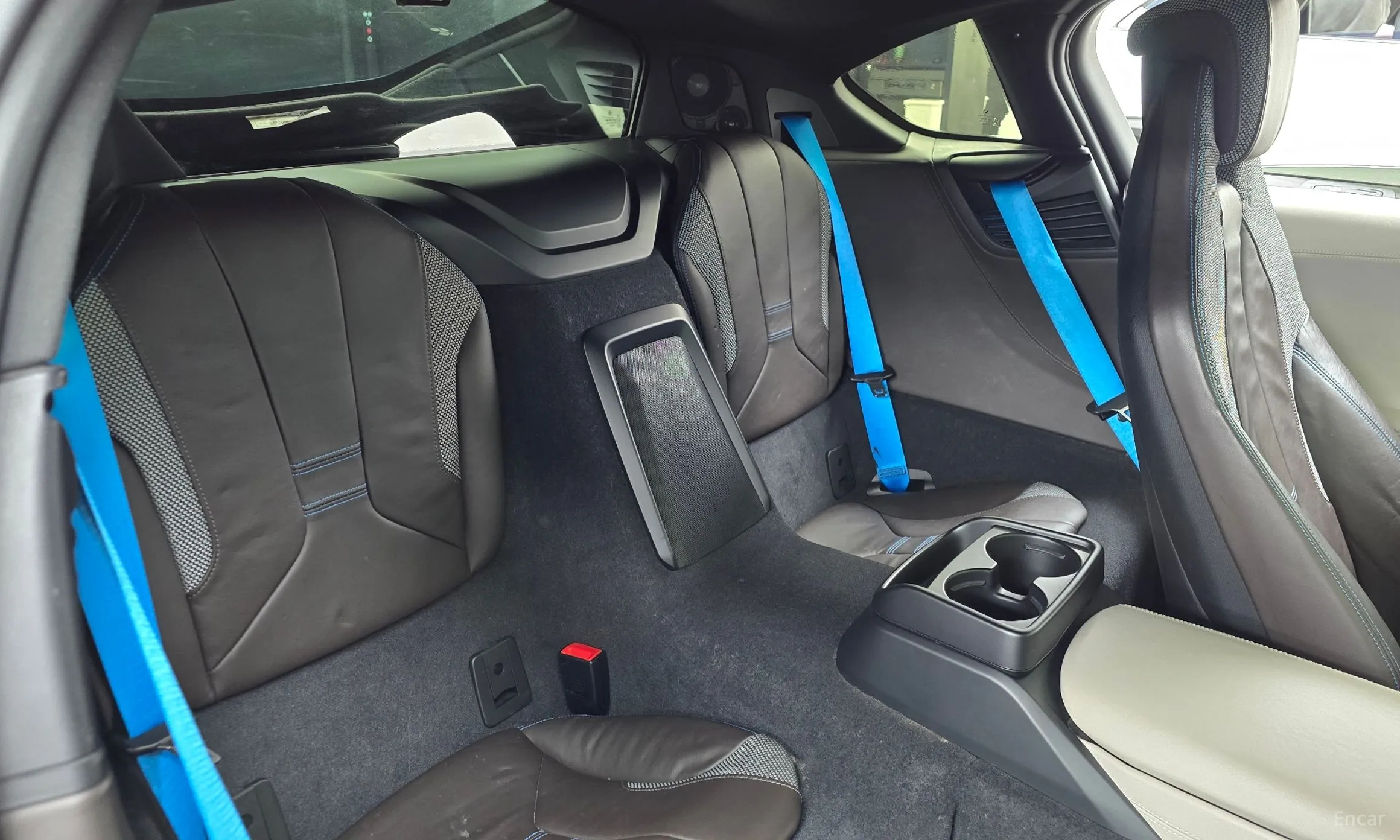 BMW i8 превью 12
