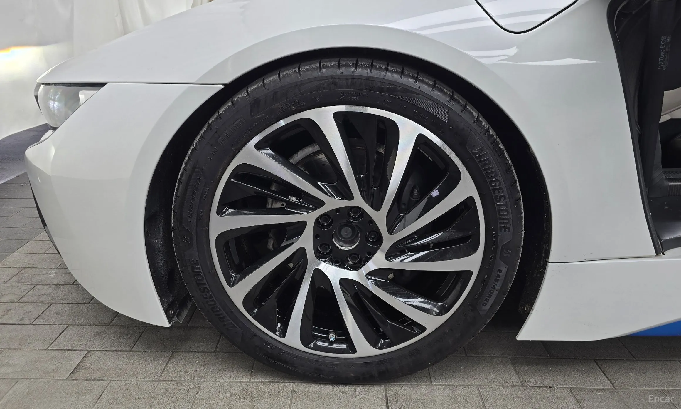 BMW i8 превью 5