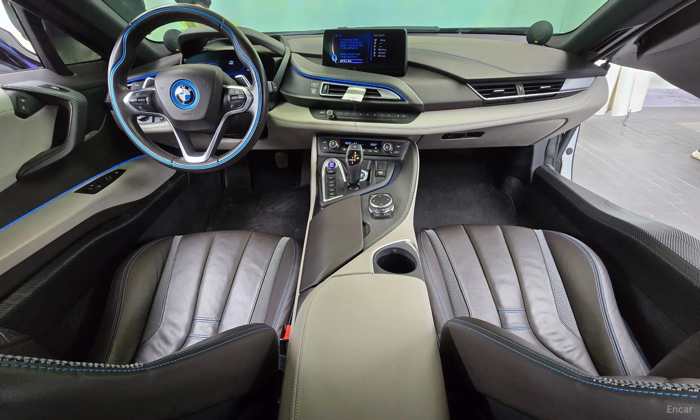 BMW i8 превью 7