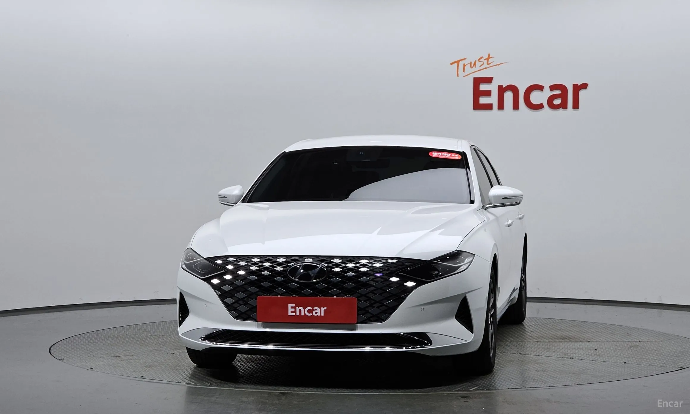 Hyundai Grandeur IG превью 3