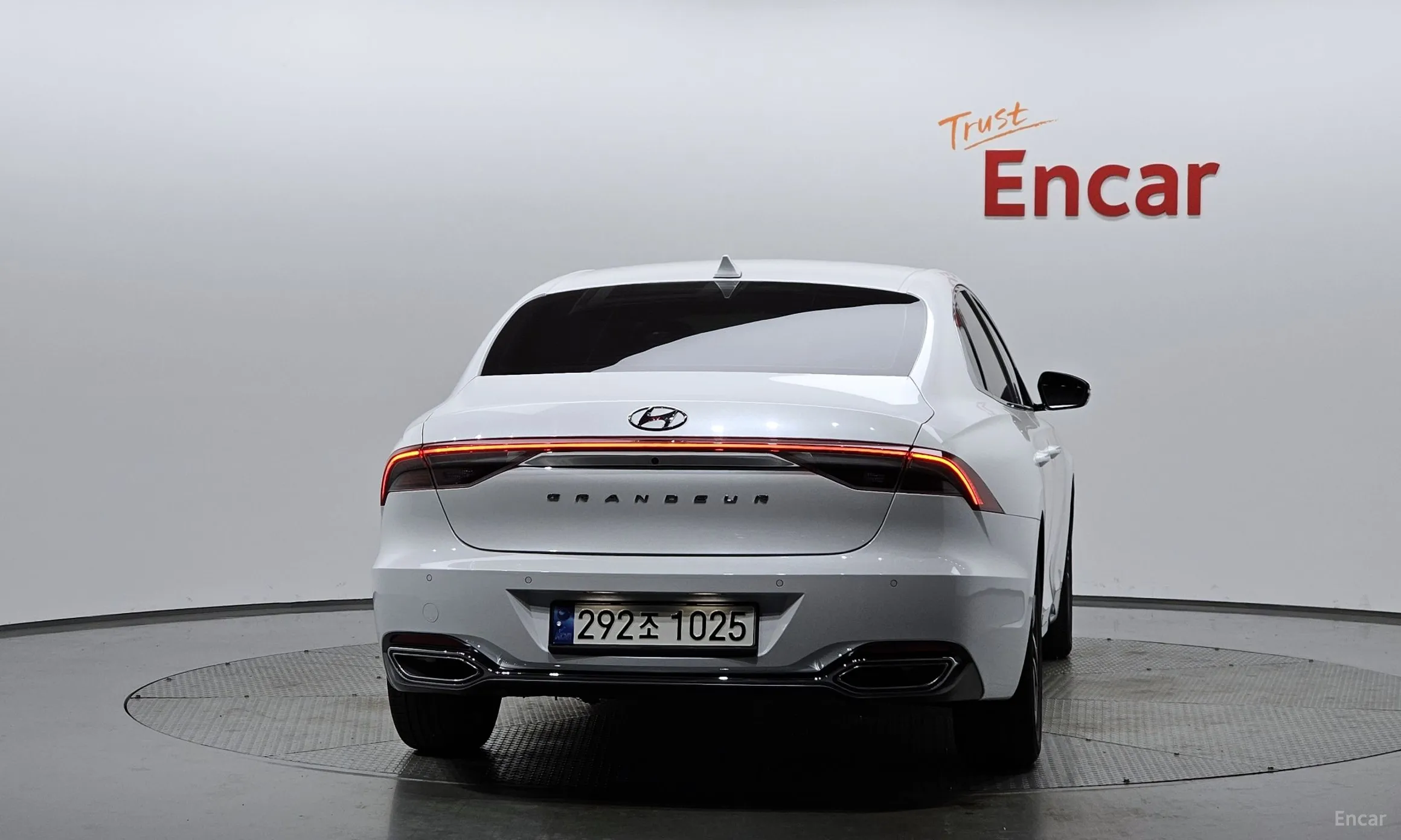 Hyundai Grandeur IG превью 4