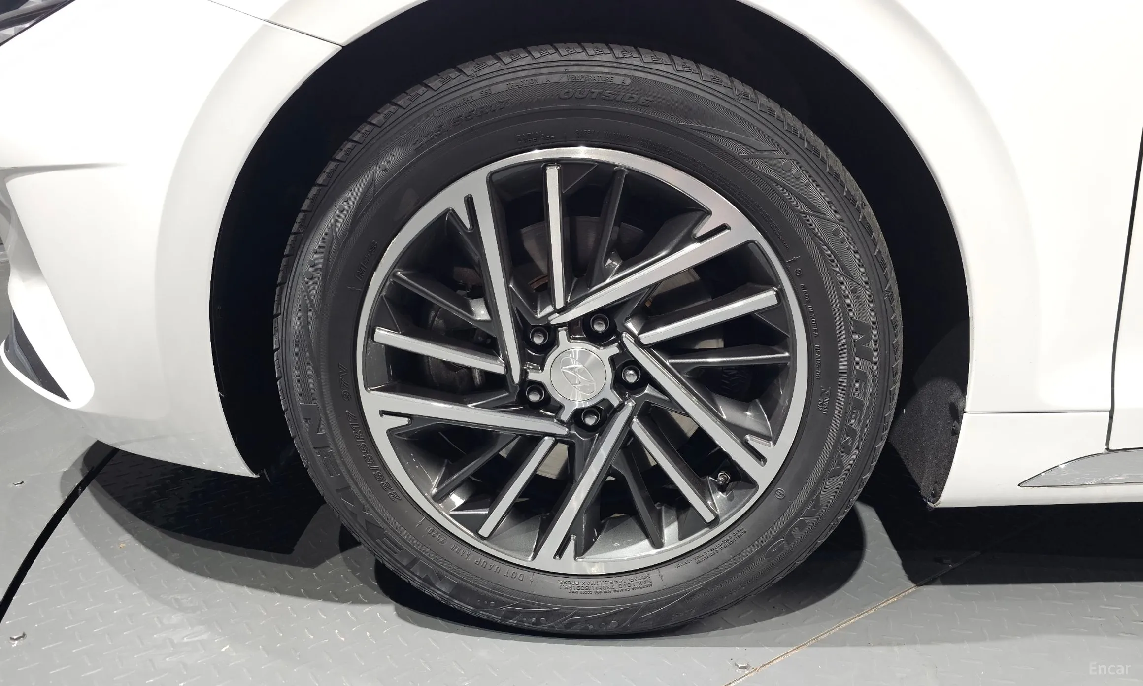 Hyundai Grandeur IG превью 5