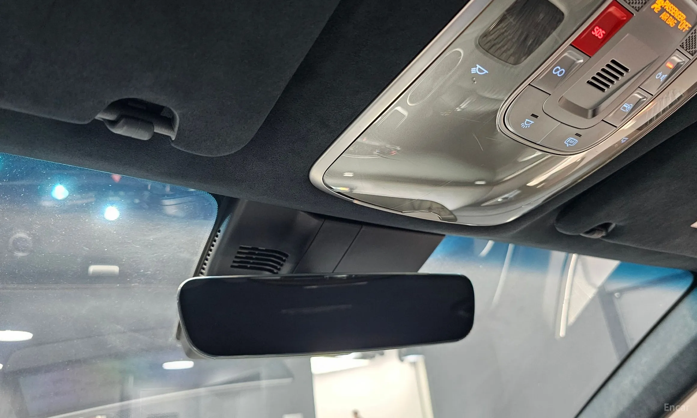Genesis GV70 превью 17