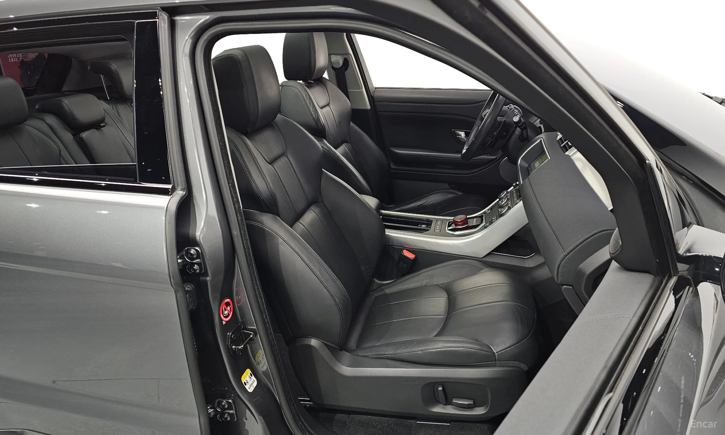 Land Rover Range Rover Evoque превью 10