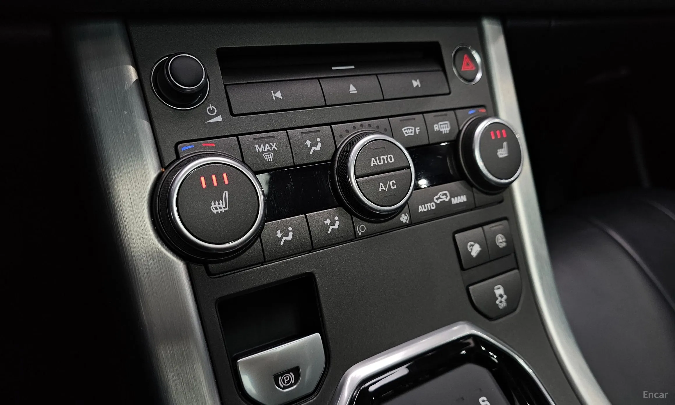 Land Rover Range Rover Evoque превью 15
