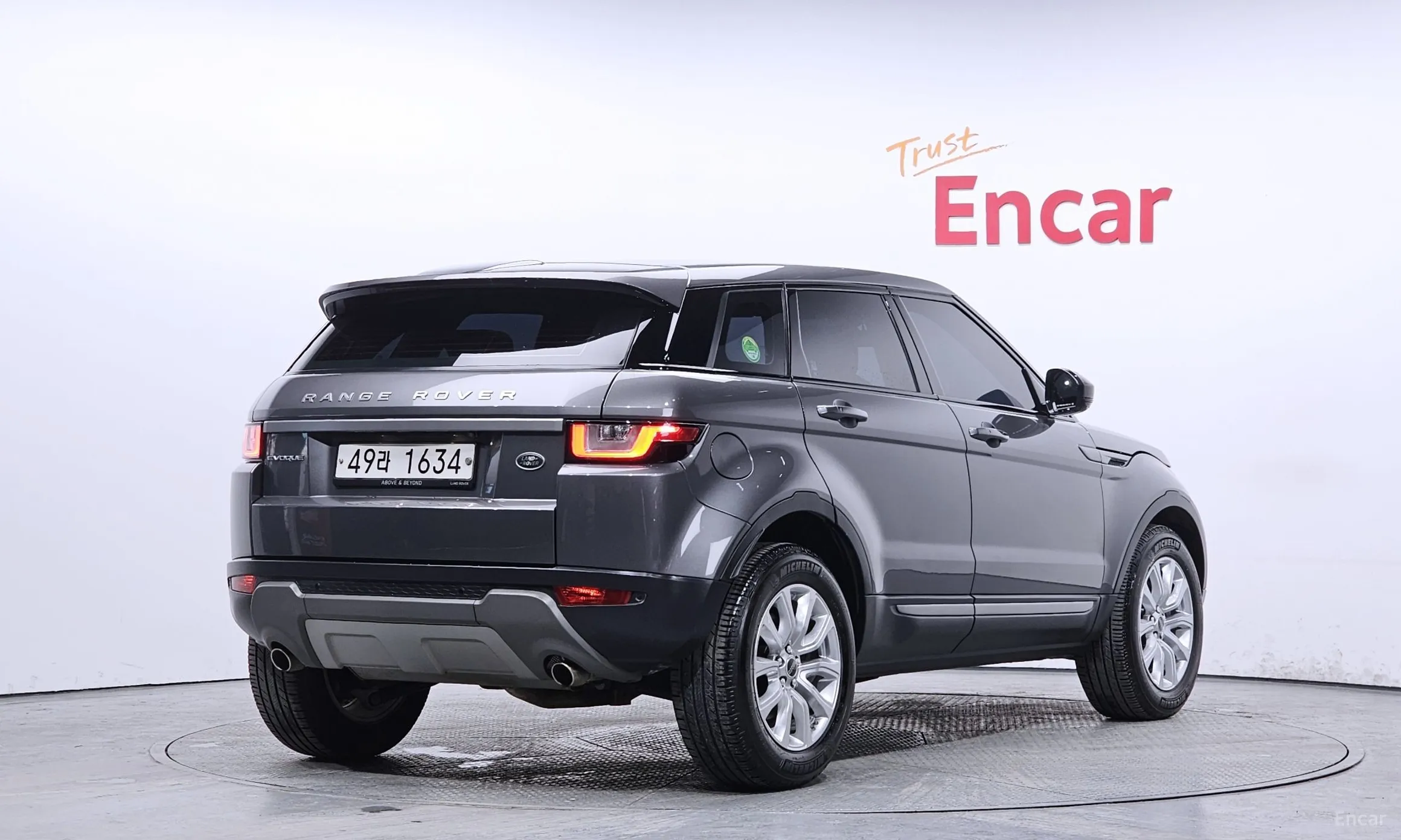 Land Rover Range Rover Evoque превью 2
