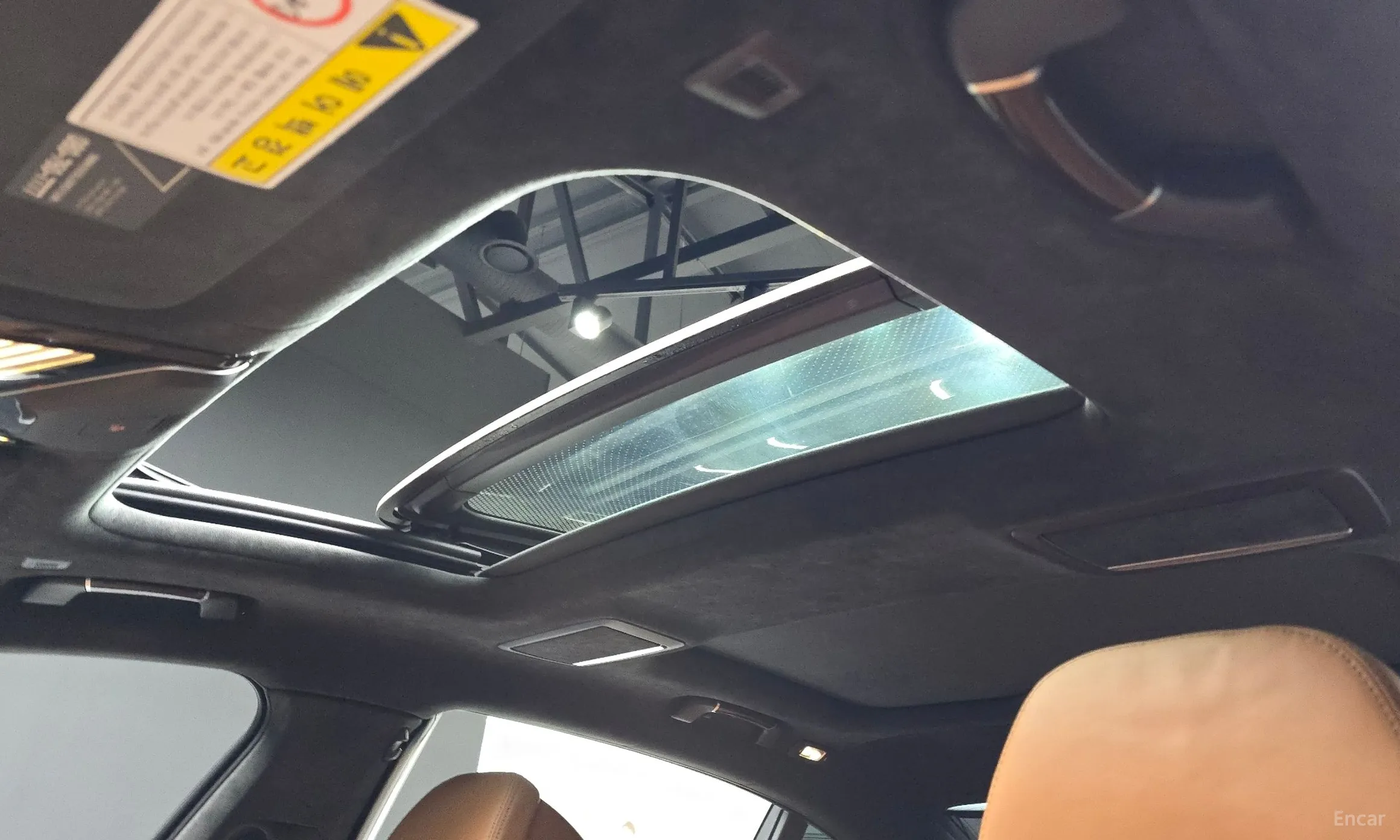 BMW 7 Series (G11) превью 18