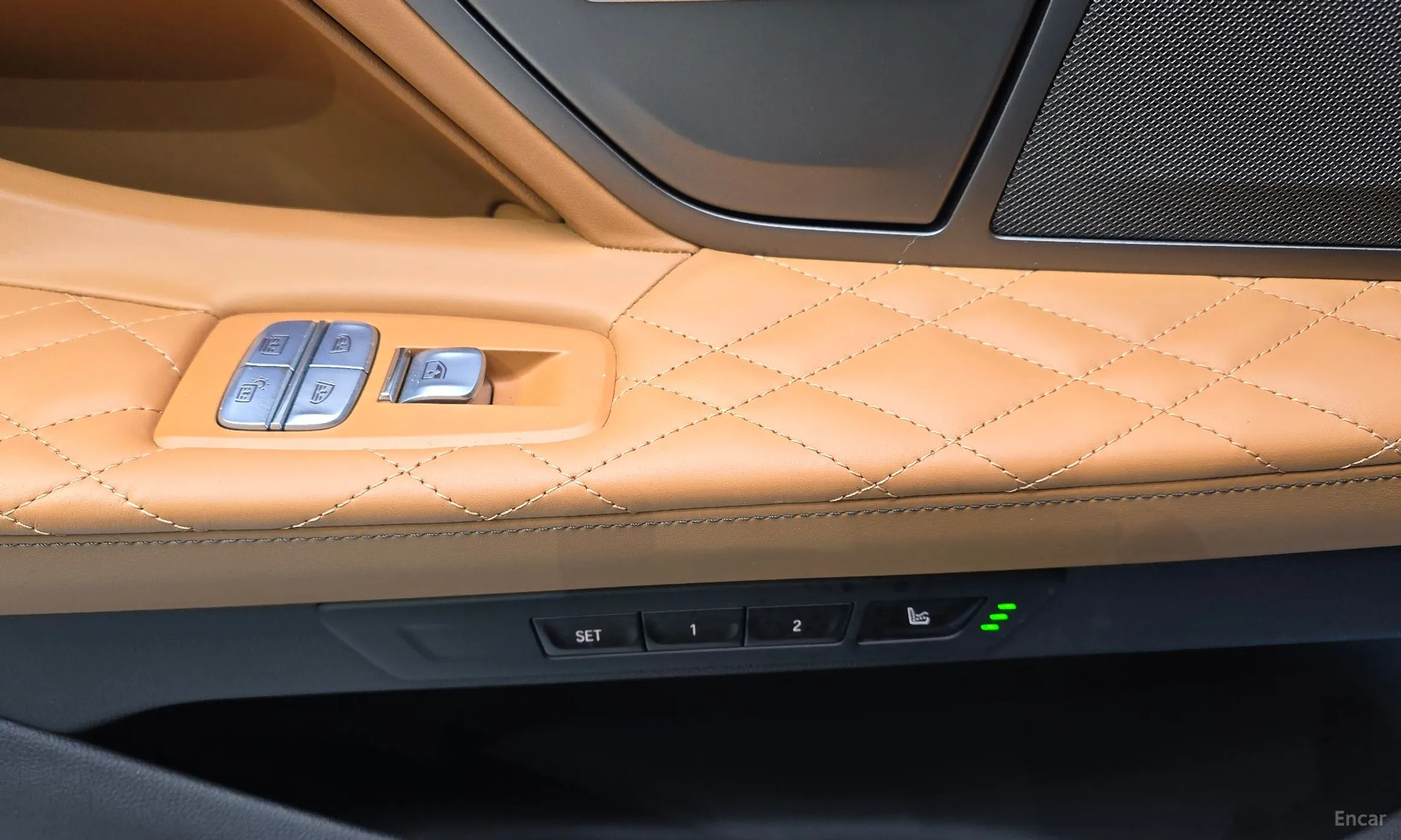 BMW 7 Series (G11) превью 19