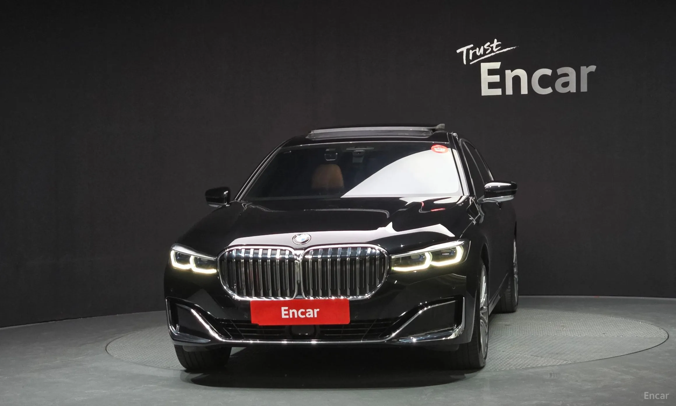 BMW 7 Series (G11) превью 3