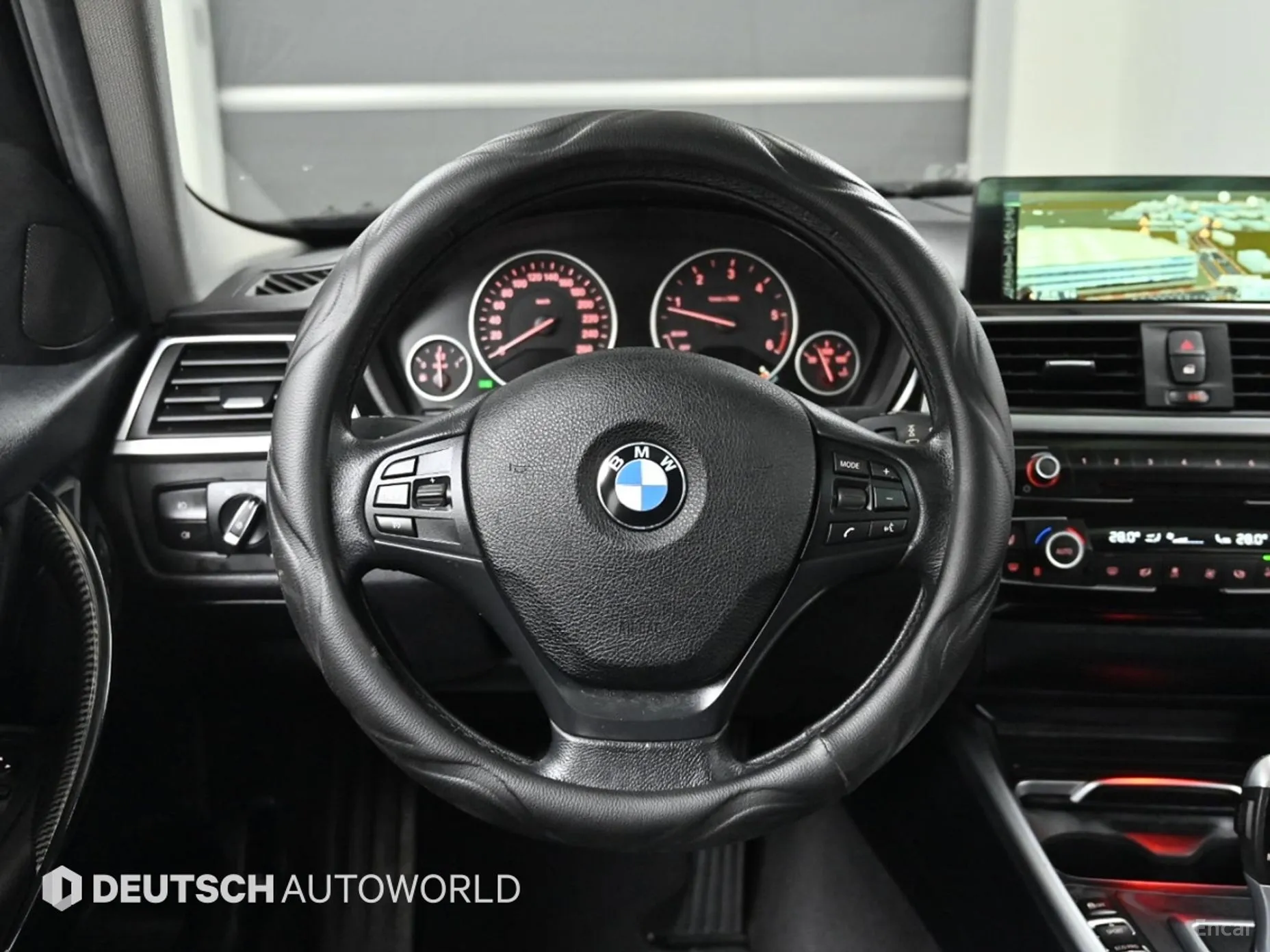BMW 3 Series (F30) превью 13