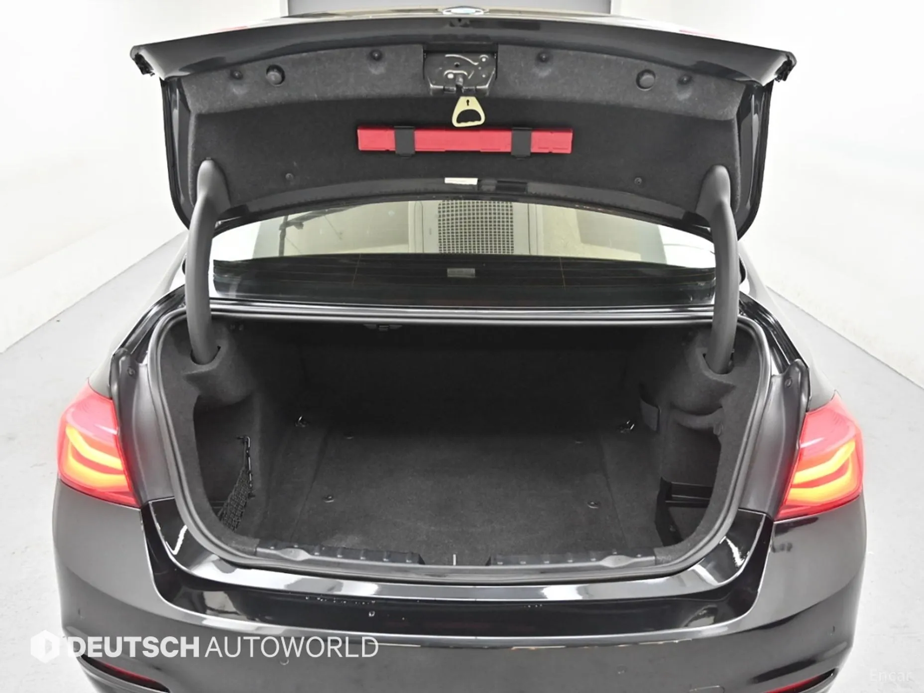 BMW 3 Series (F30) превью 20
