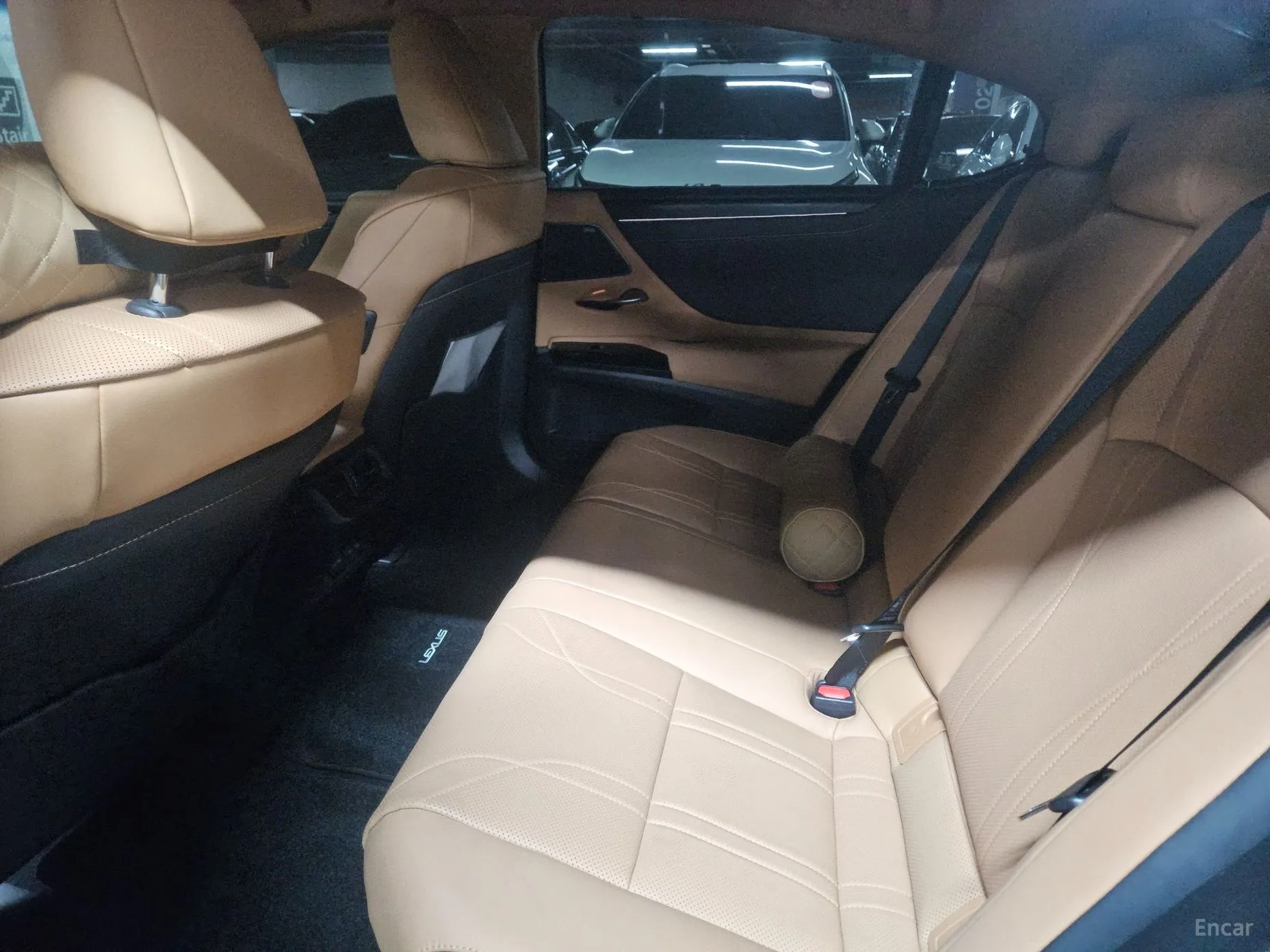 Lexus ES300h 7th Generation превью 13