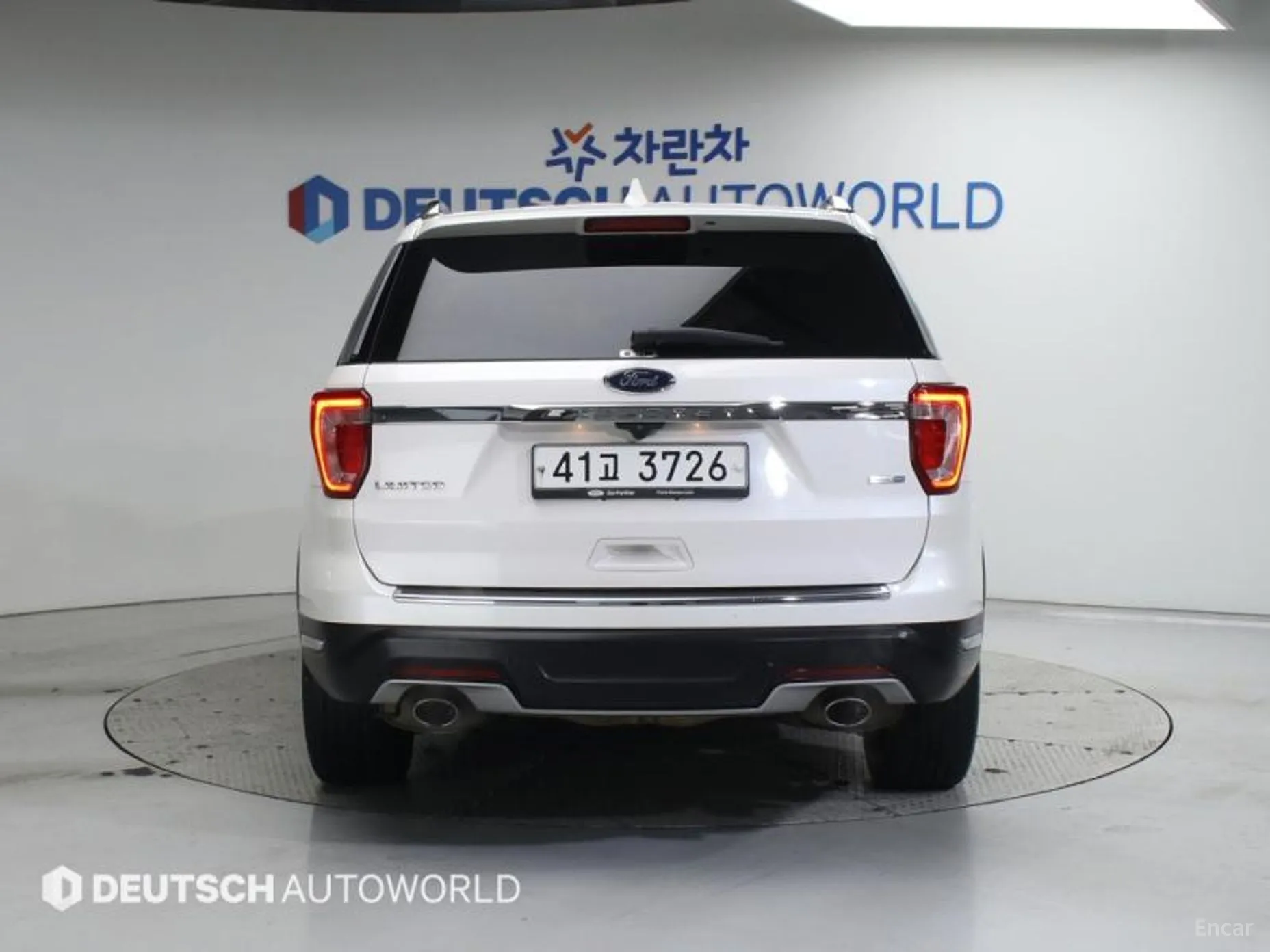 Ford Explorer превью 4