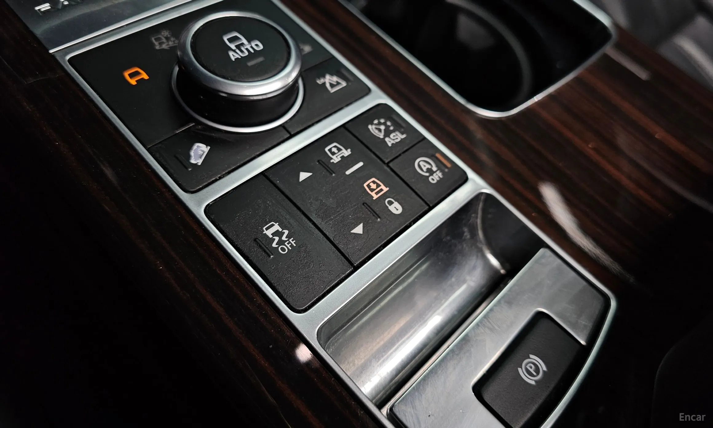 Land Rover Range Rover 4th Generation превью 18