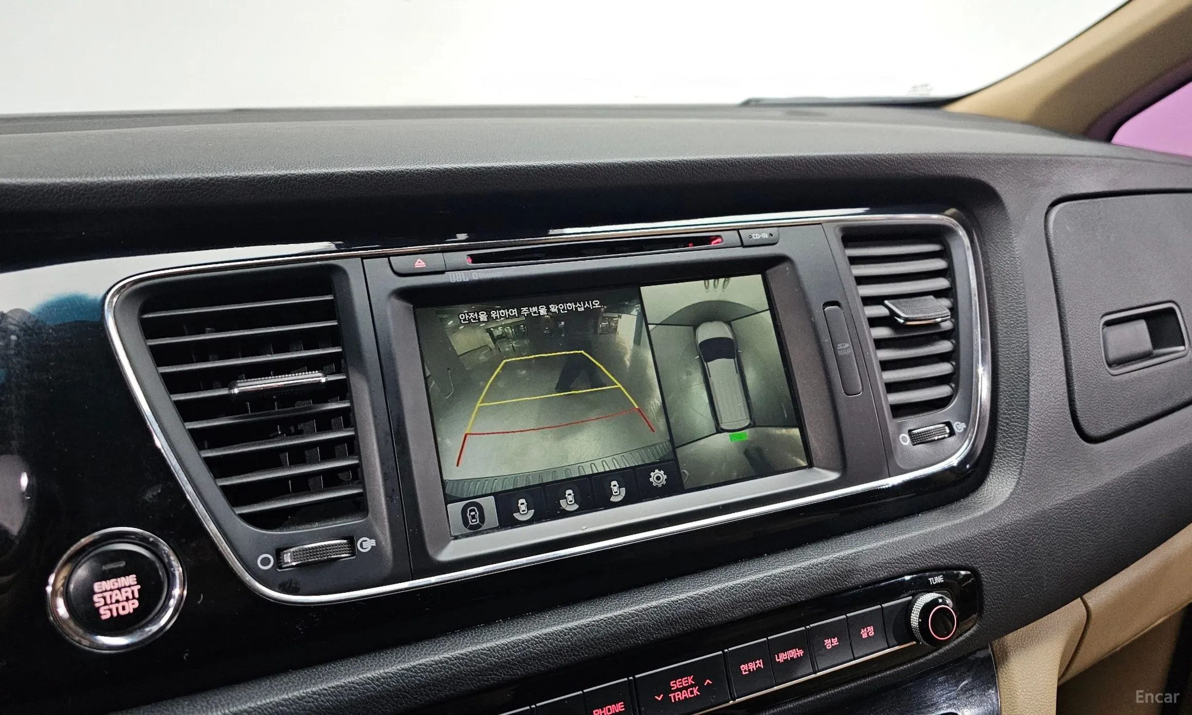 Kia Carnival превью 16