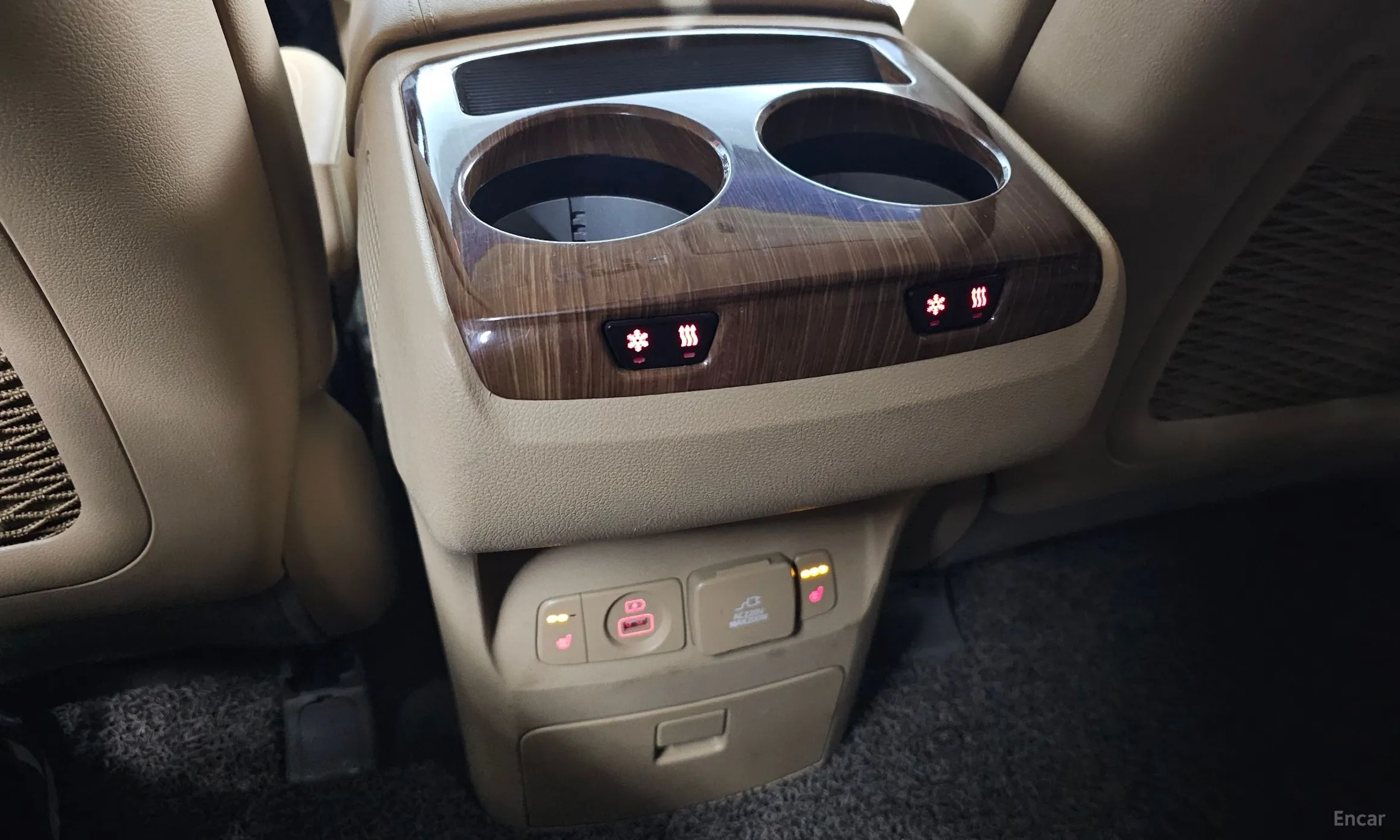 Kia Carnival превью 18