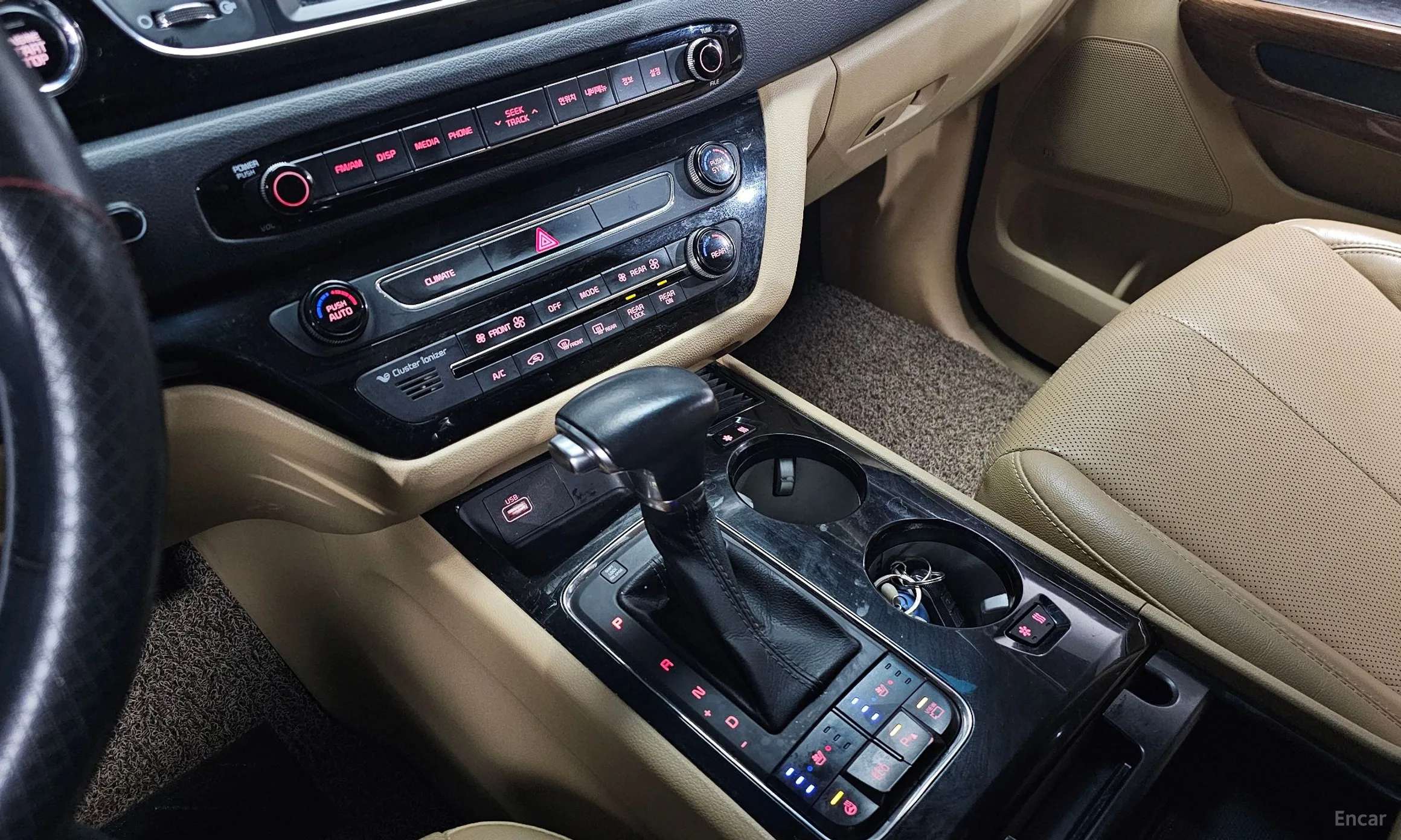 Kia Carnival превью 9