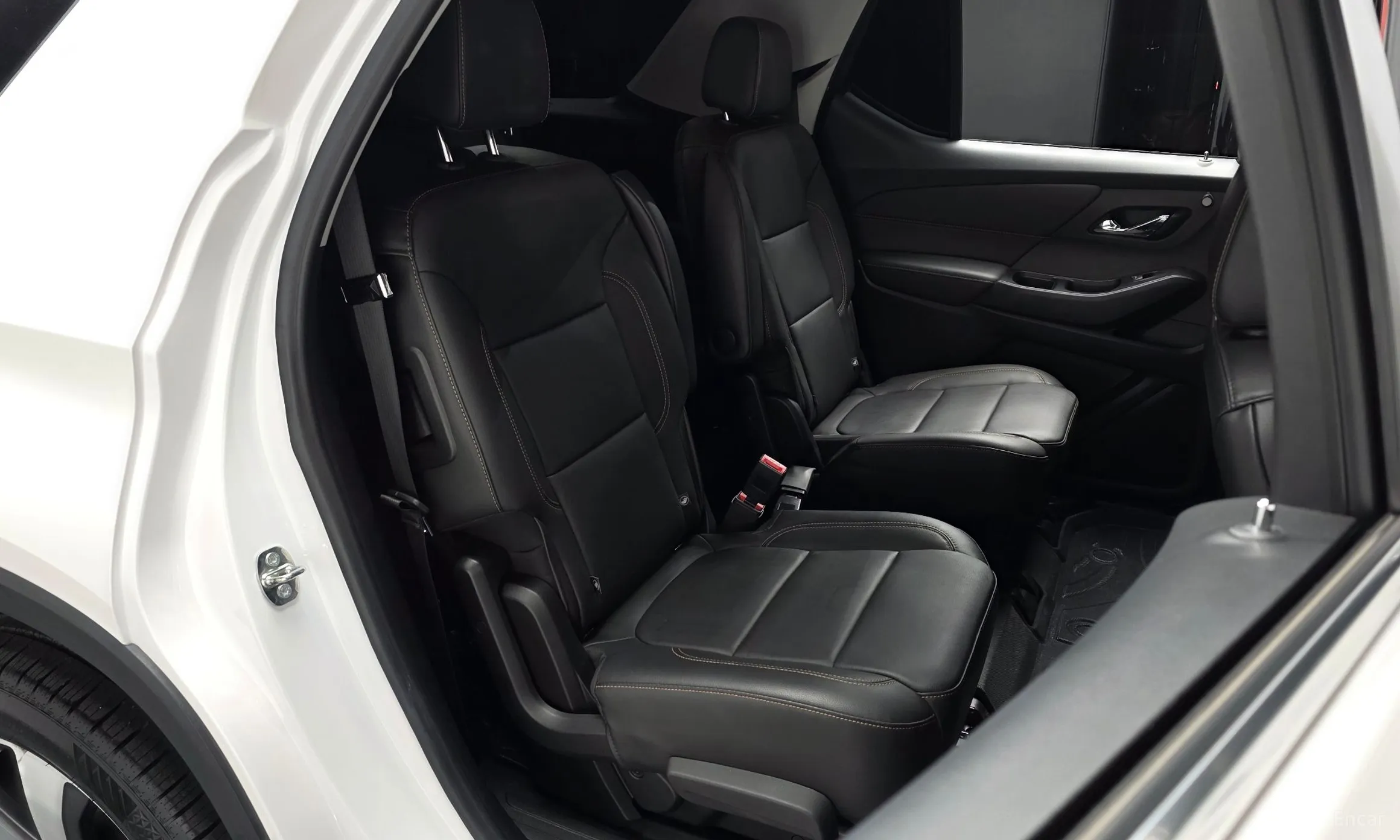 Chevrolet (GM Daewoo) Traverse превью 11