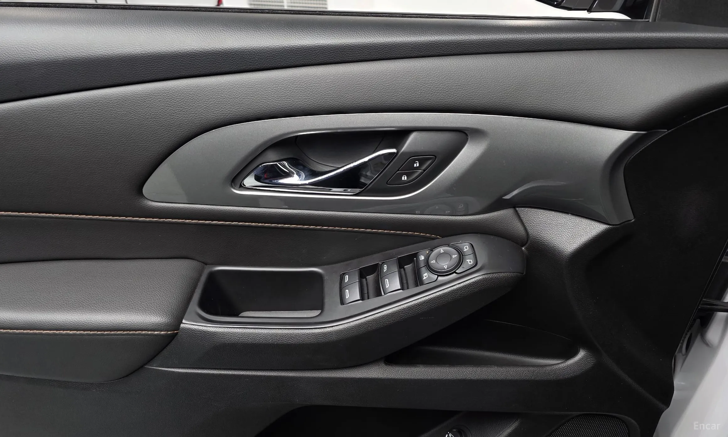 Chevrolet (GM Daewoo) Traverse превью 18
