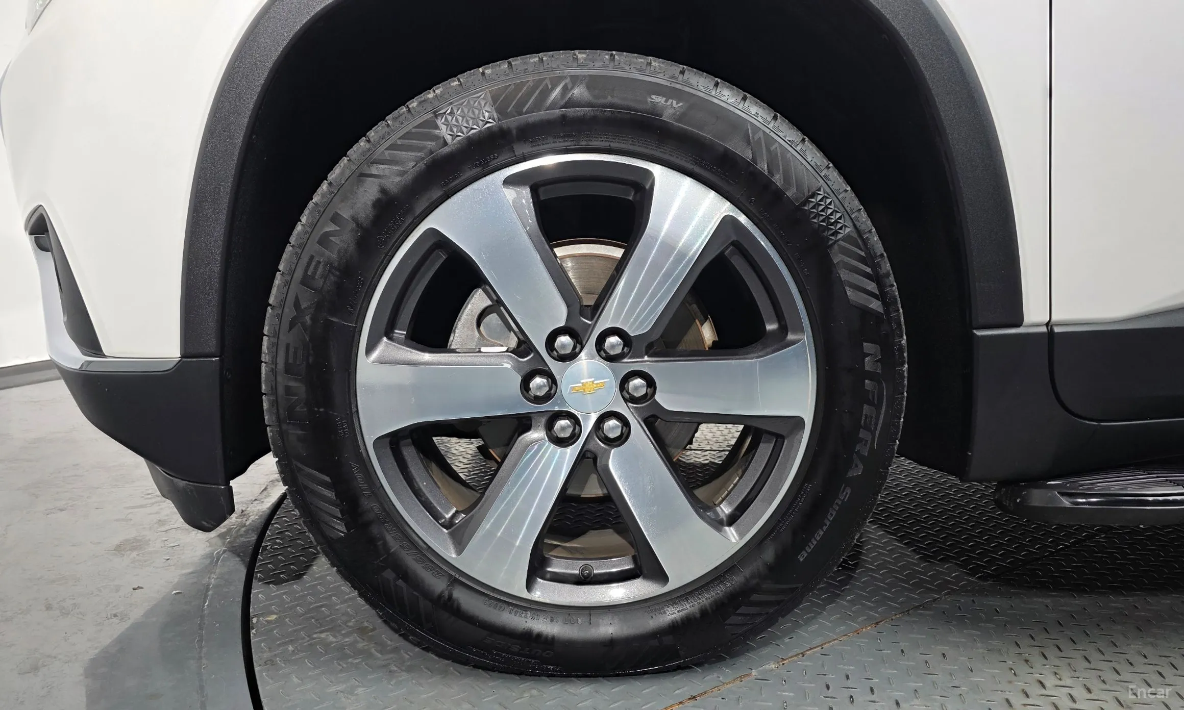 Chevrolet (GM Daewoo) Traverse превью 5