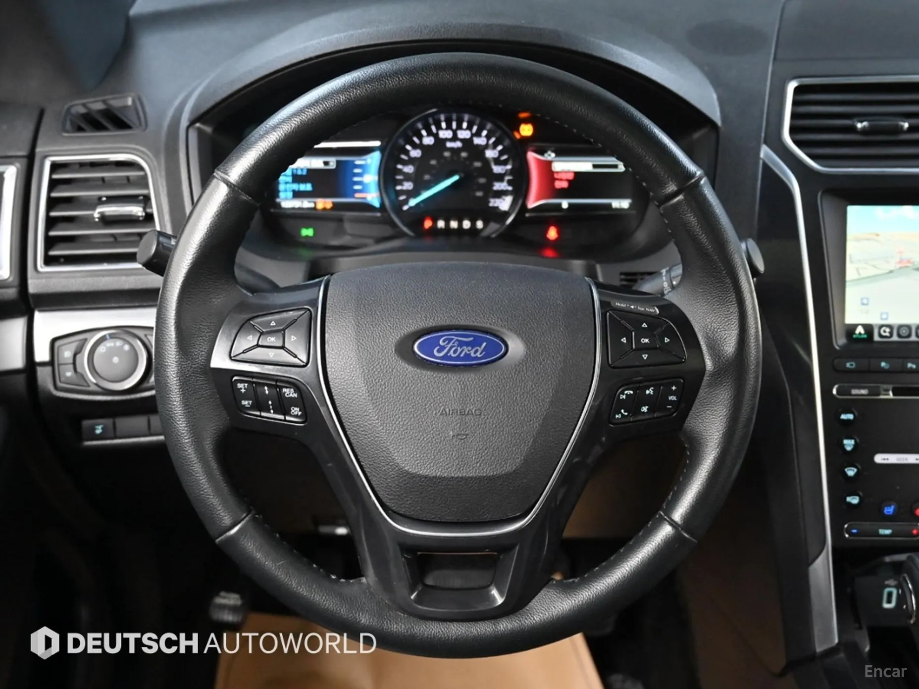 Ford Explorer превью 13