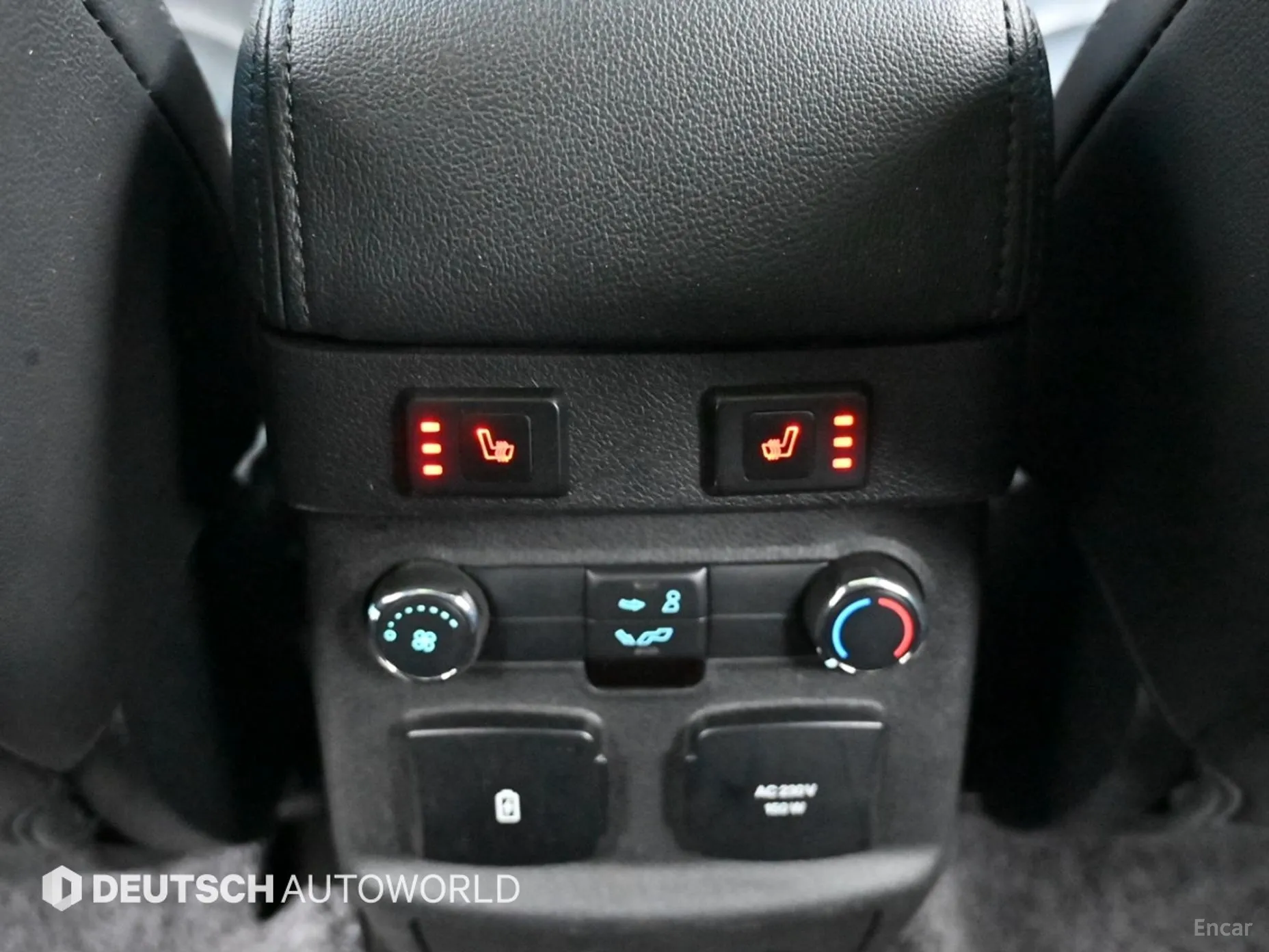Ford Explorer превью 16