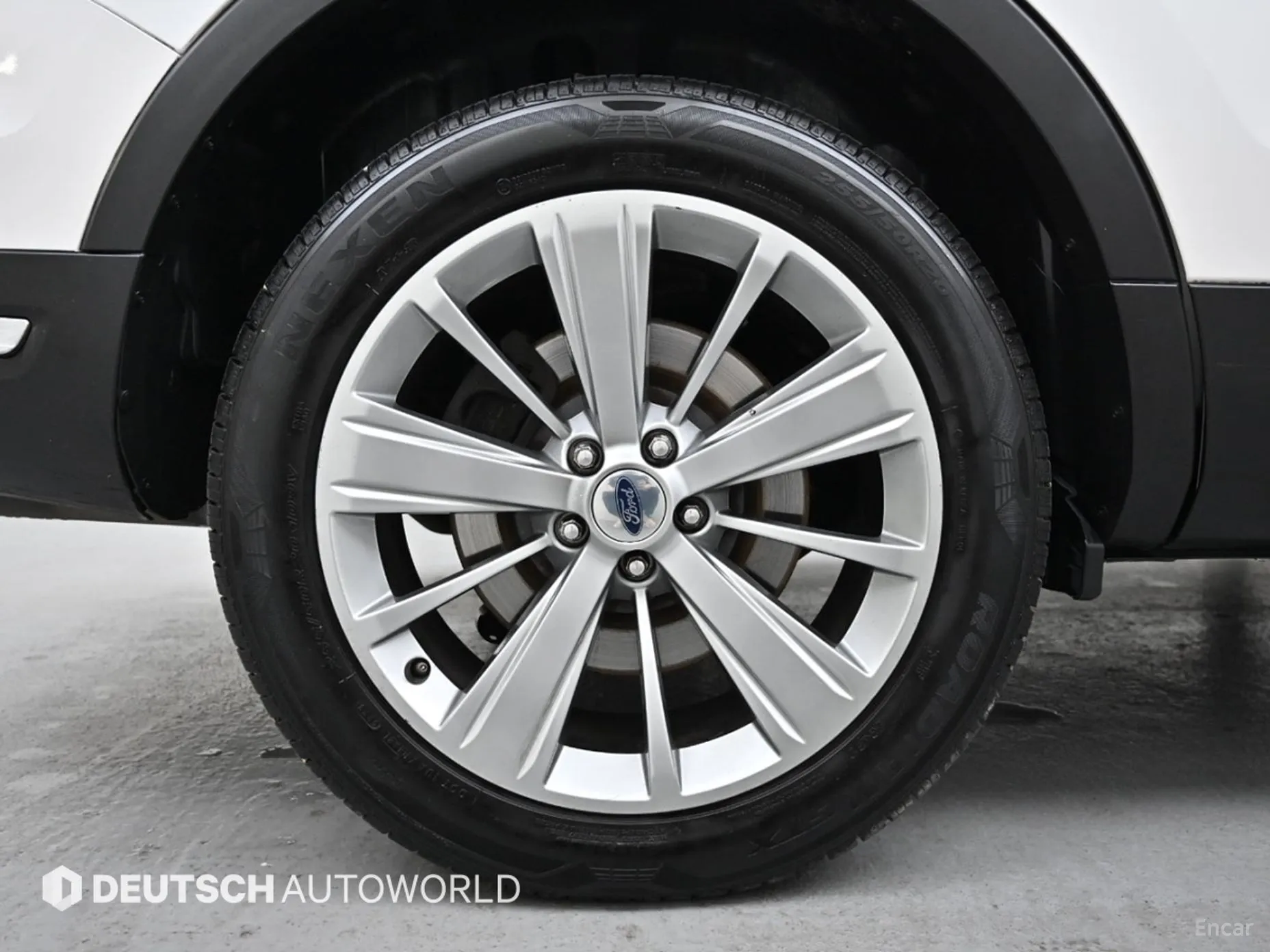 Ford Explorer превью 5