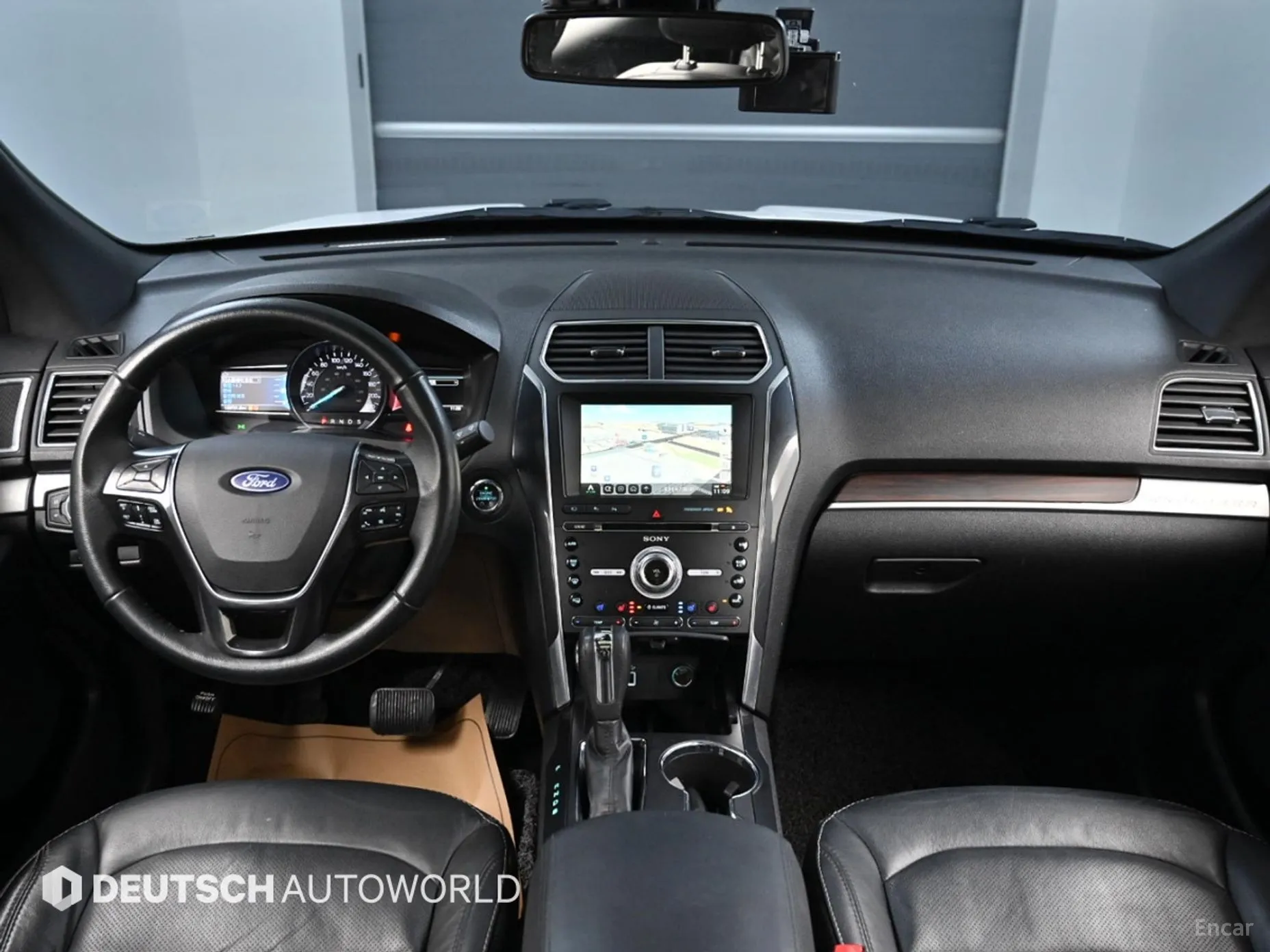 Ford Explorer превью 7