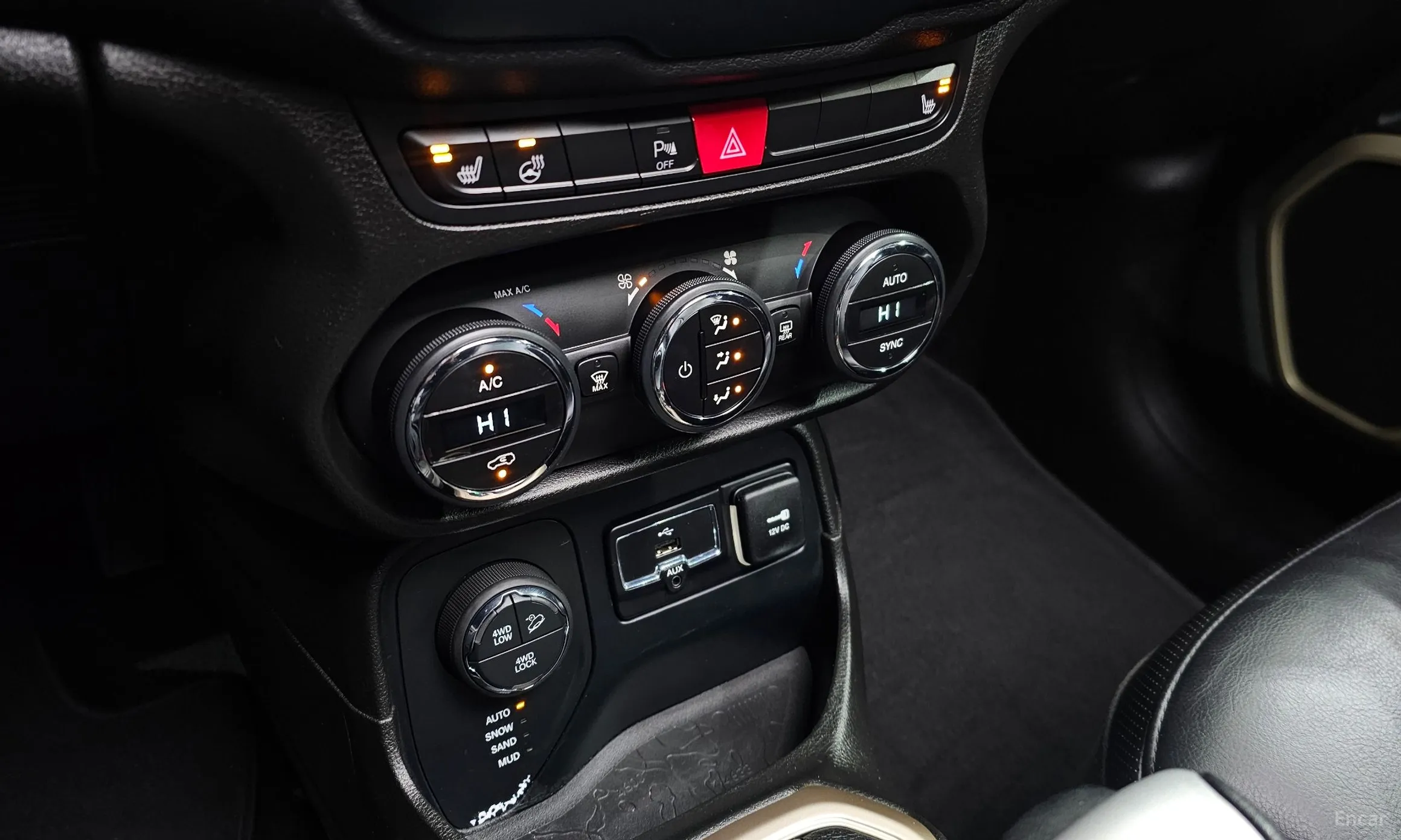 Jeep Renegade превью 19