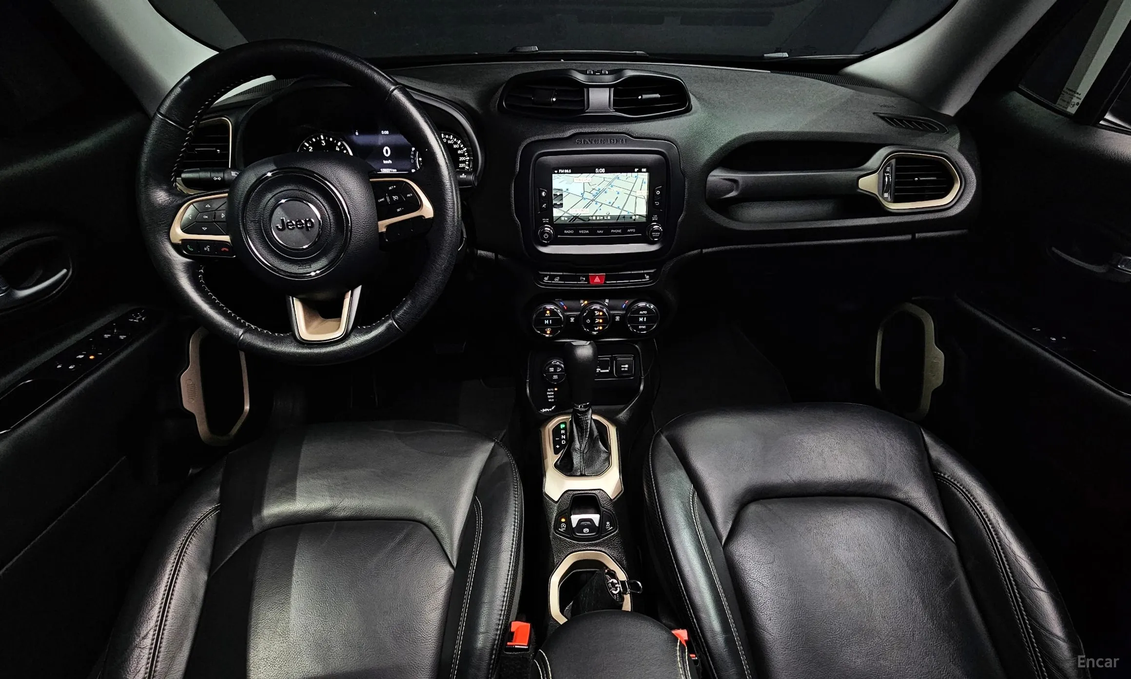 Jeep Renegade превью 7