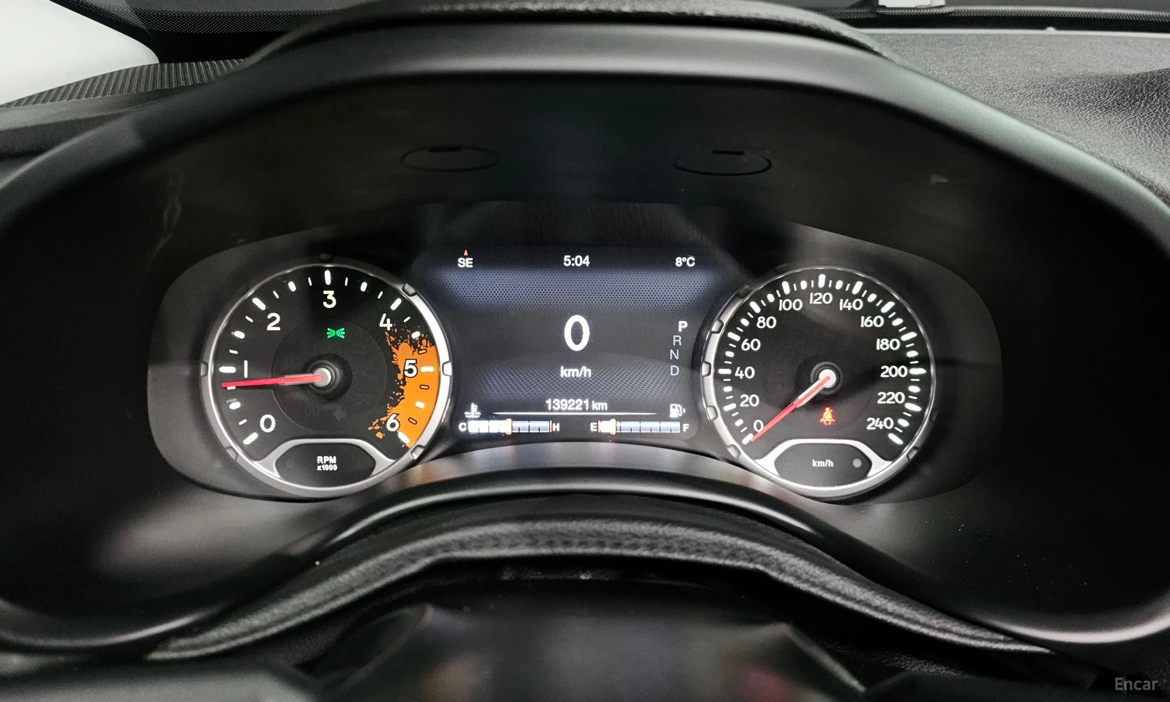Jeep Renegade превью 8