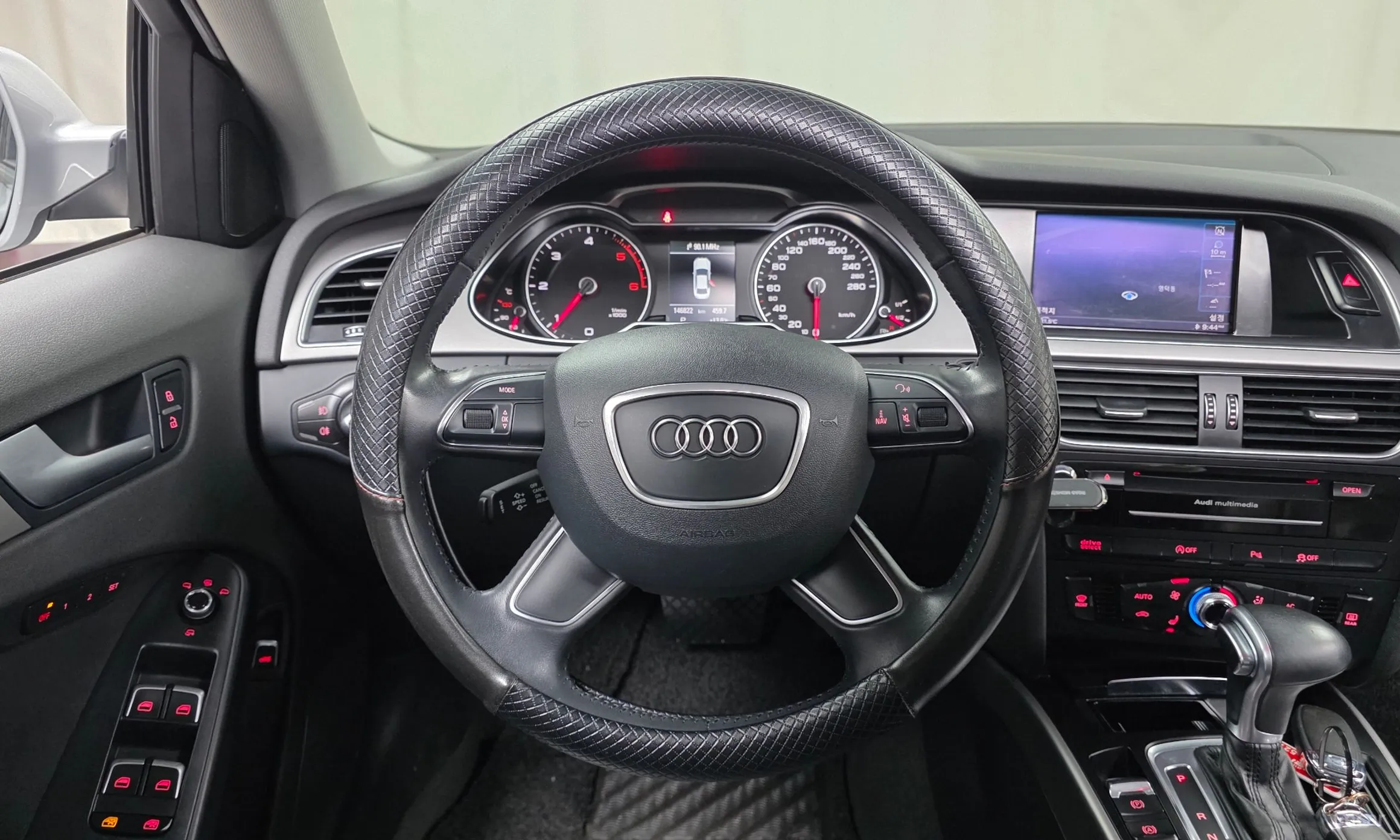 Audi New A4 превью 13