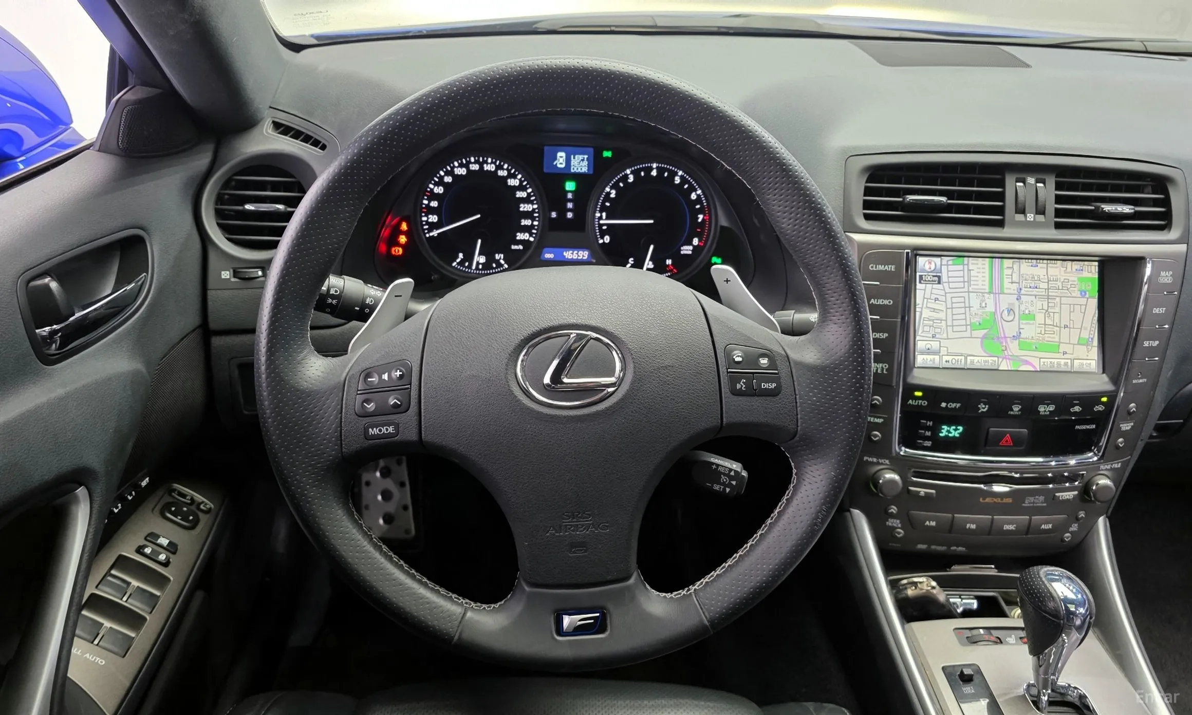 Lexus IS250 превью 13