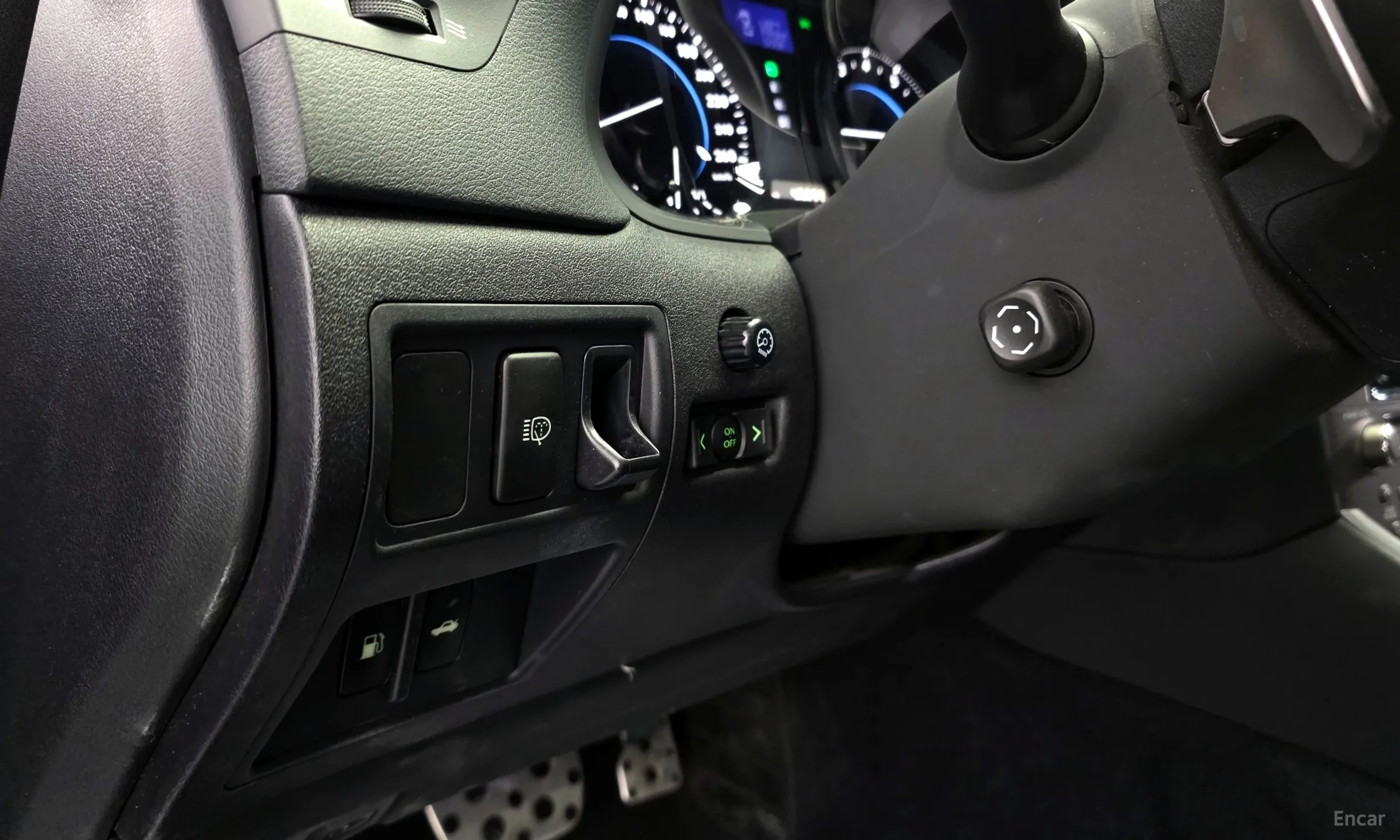 Lexus IS250 превью 16