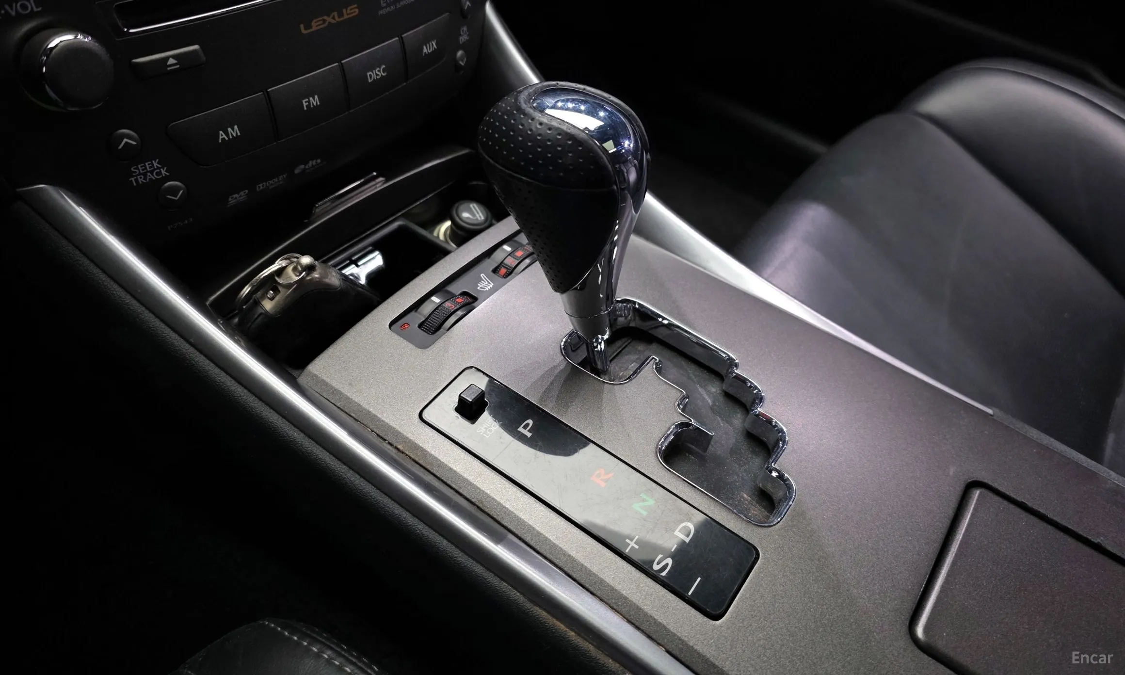 Lexus IS250 превью 9