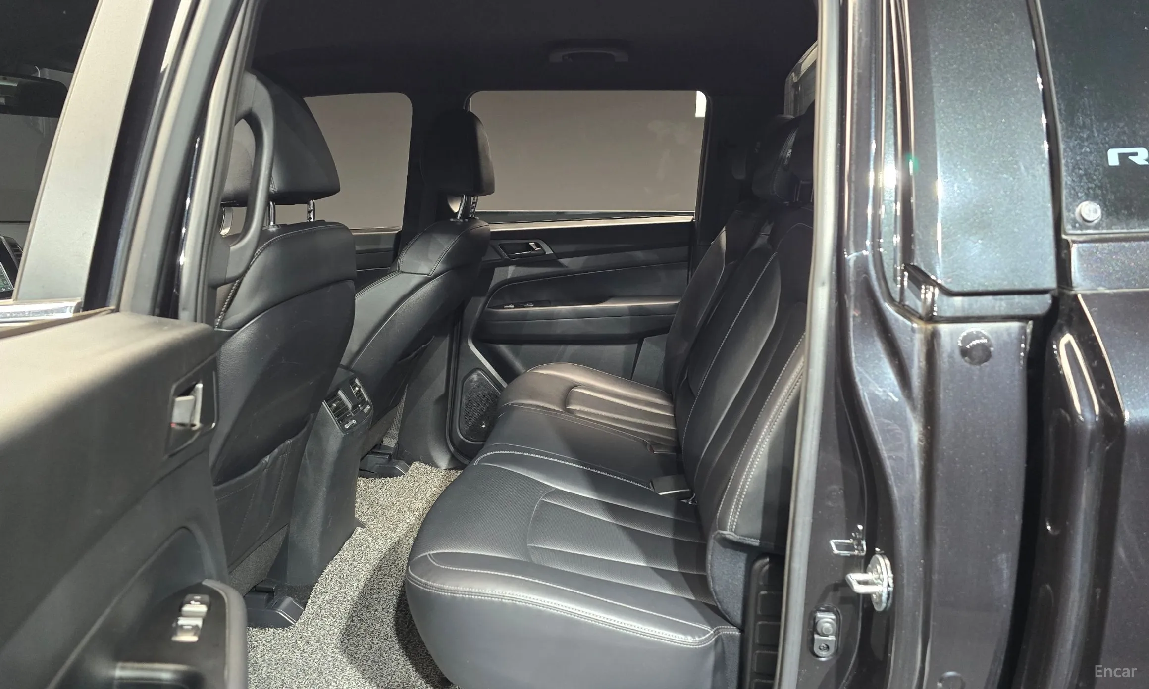 KG Mobility (SsangYong) Rexton Sports Khan превью 12