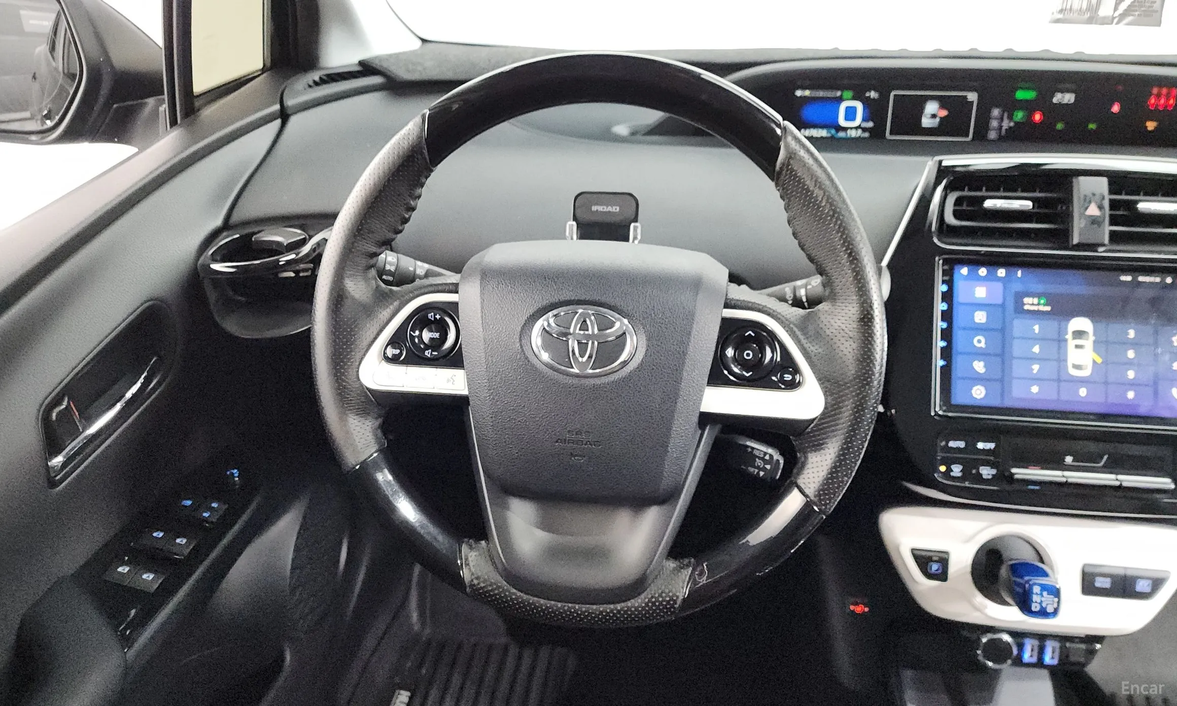 Toyota Prius 4th Generation превью 13